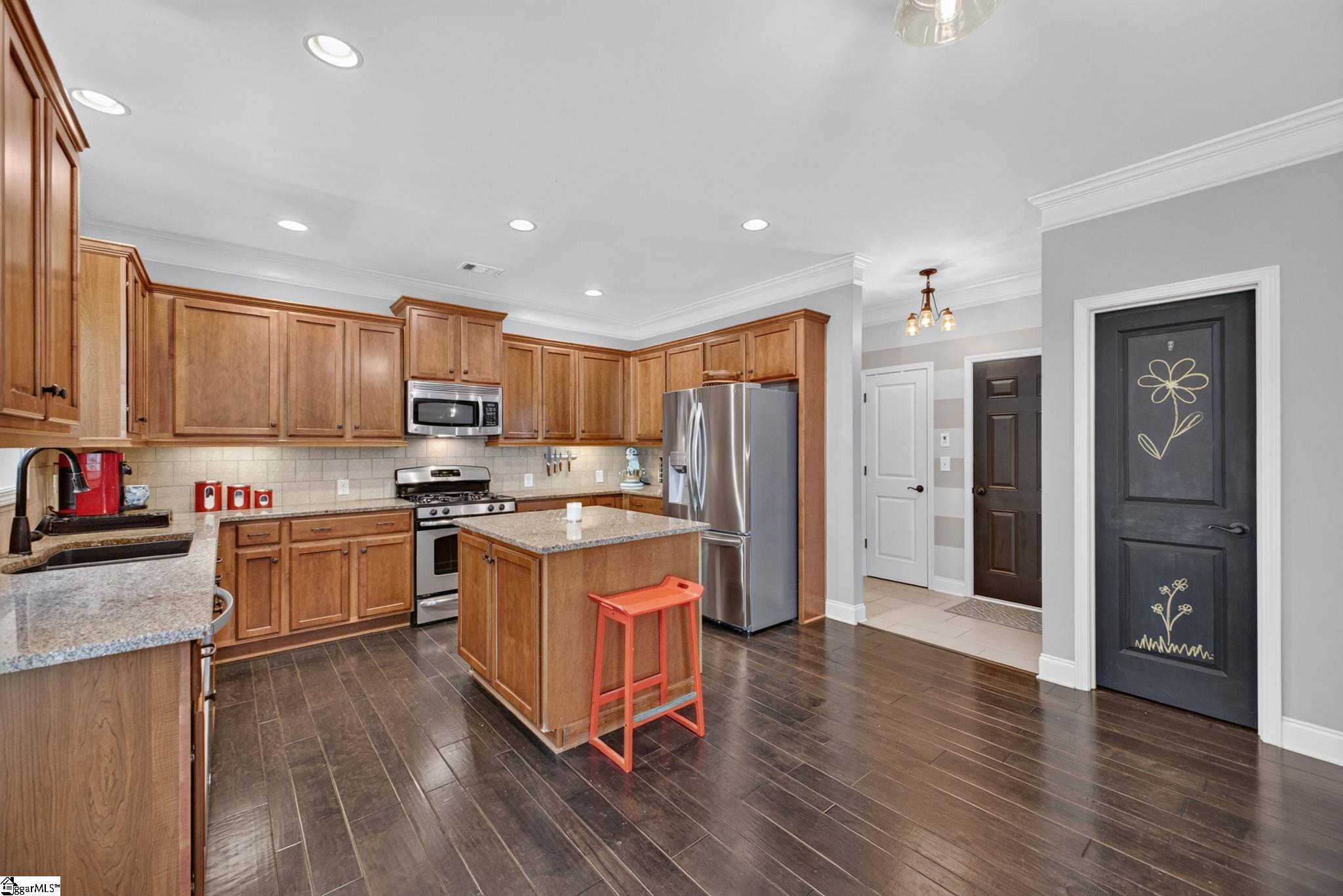 408 River Summit Drive Simpsonville, SC 29681