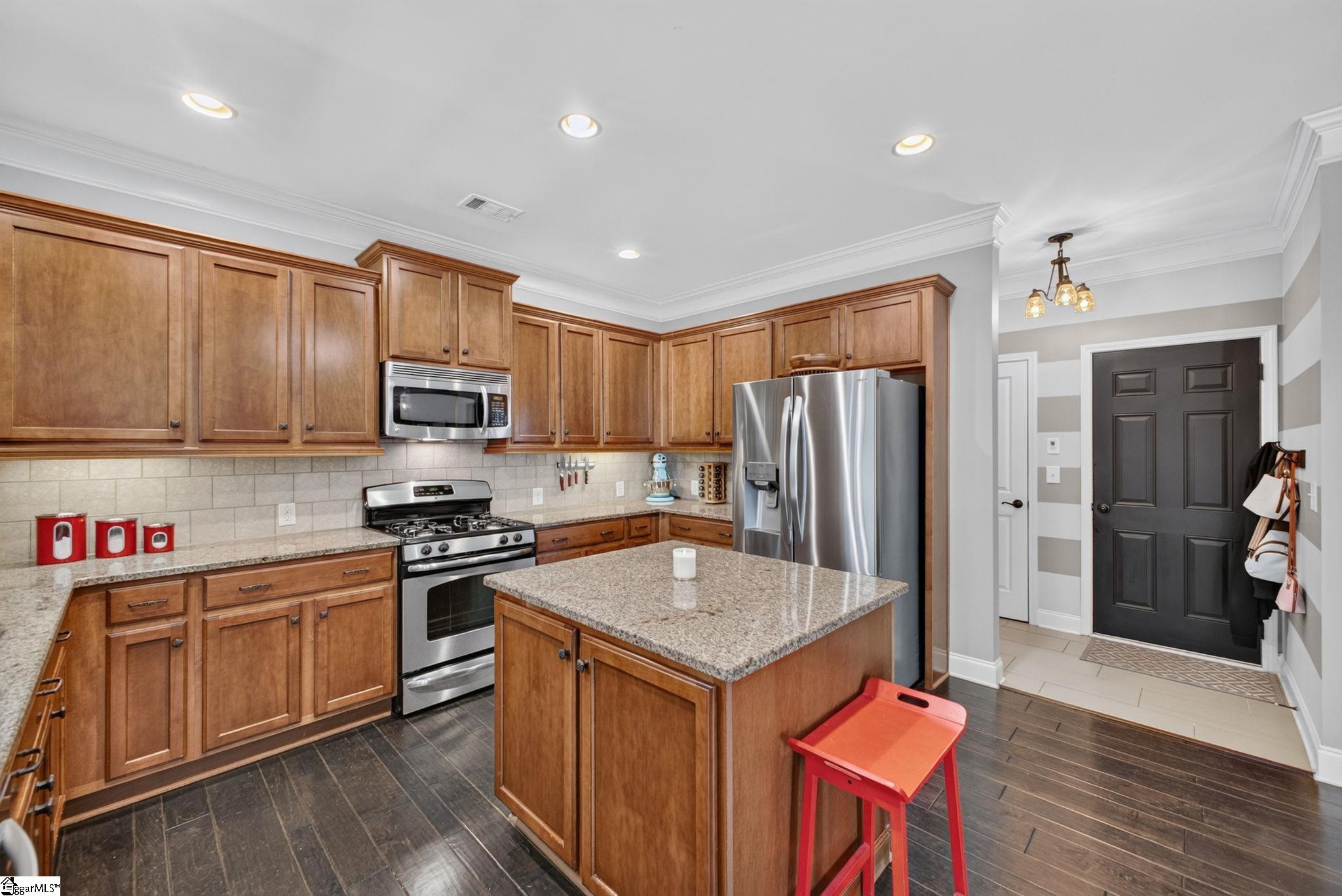 408 River Summit Drive Simpsonville, SC 29681