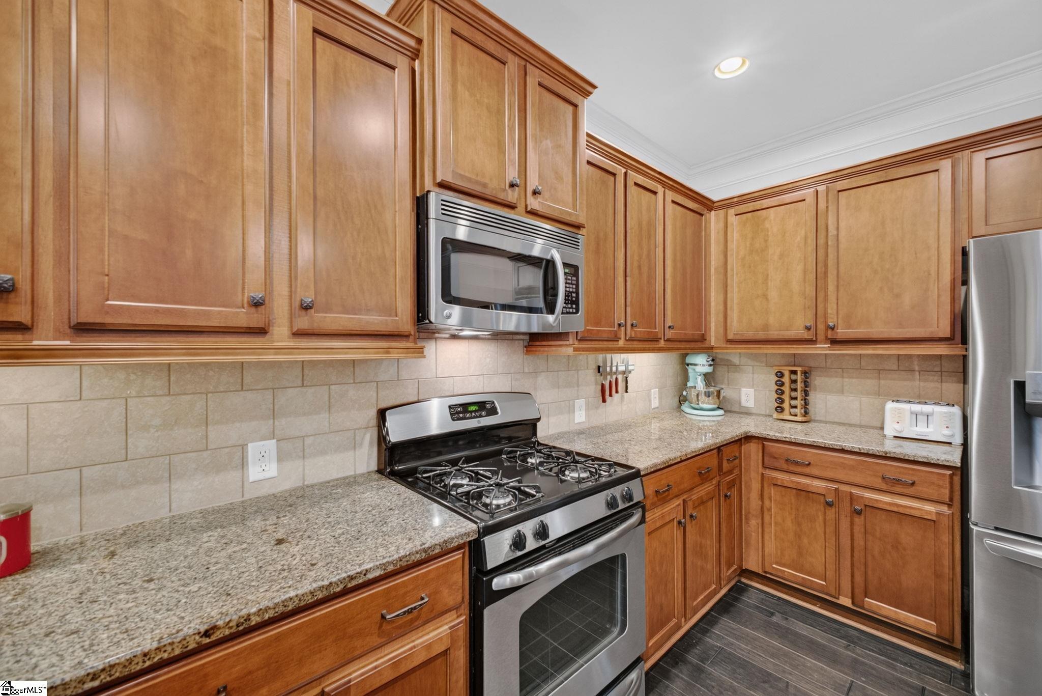 408 River Summit Drive Simpsonville, SC 29681