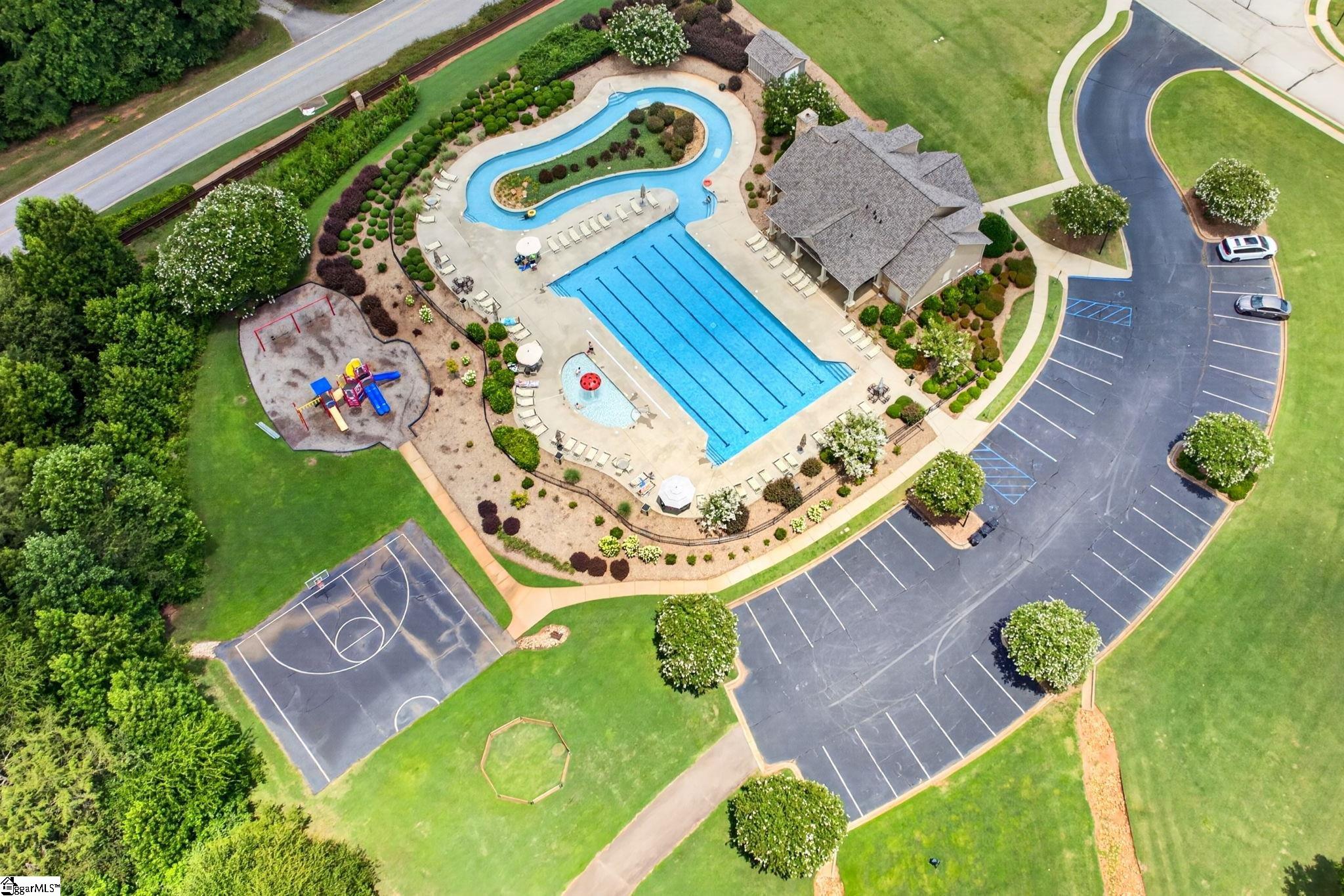408 River Summit Drive Simpsonville, SC 29681