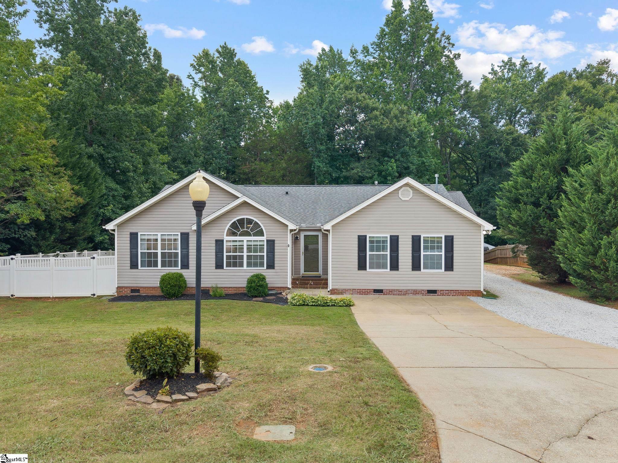100 Bitternut Lane Taylors, SC 29687