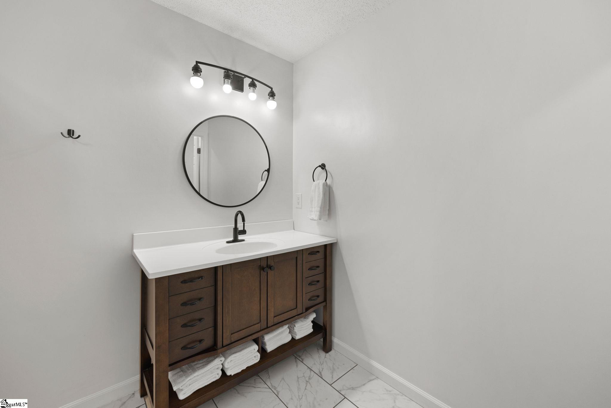 100 Bitternut Lane Taylors, SC 29687