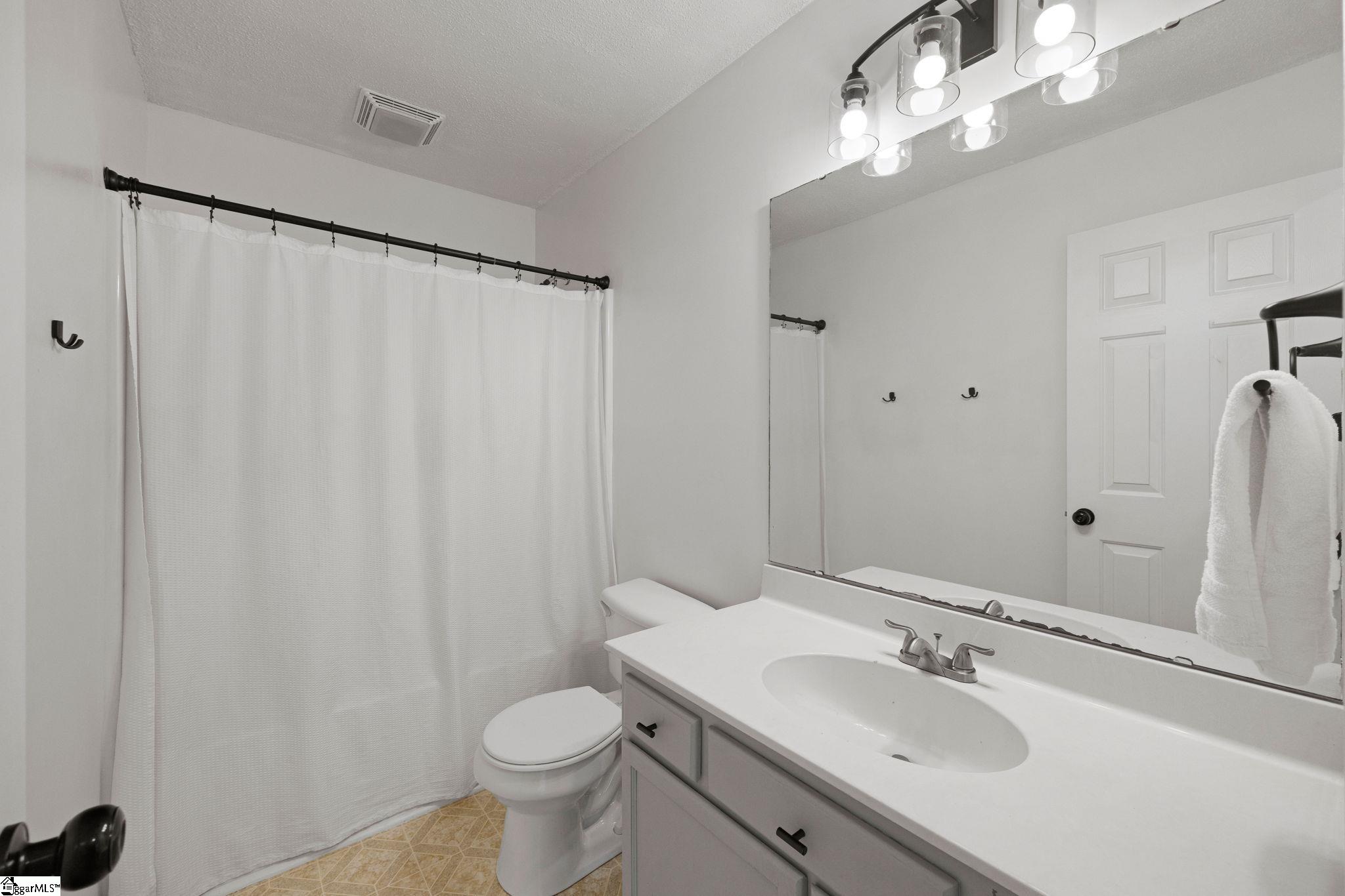100 Bitternut Lane Taylors, SC 29687