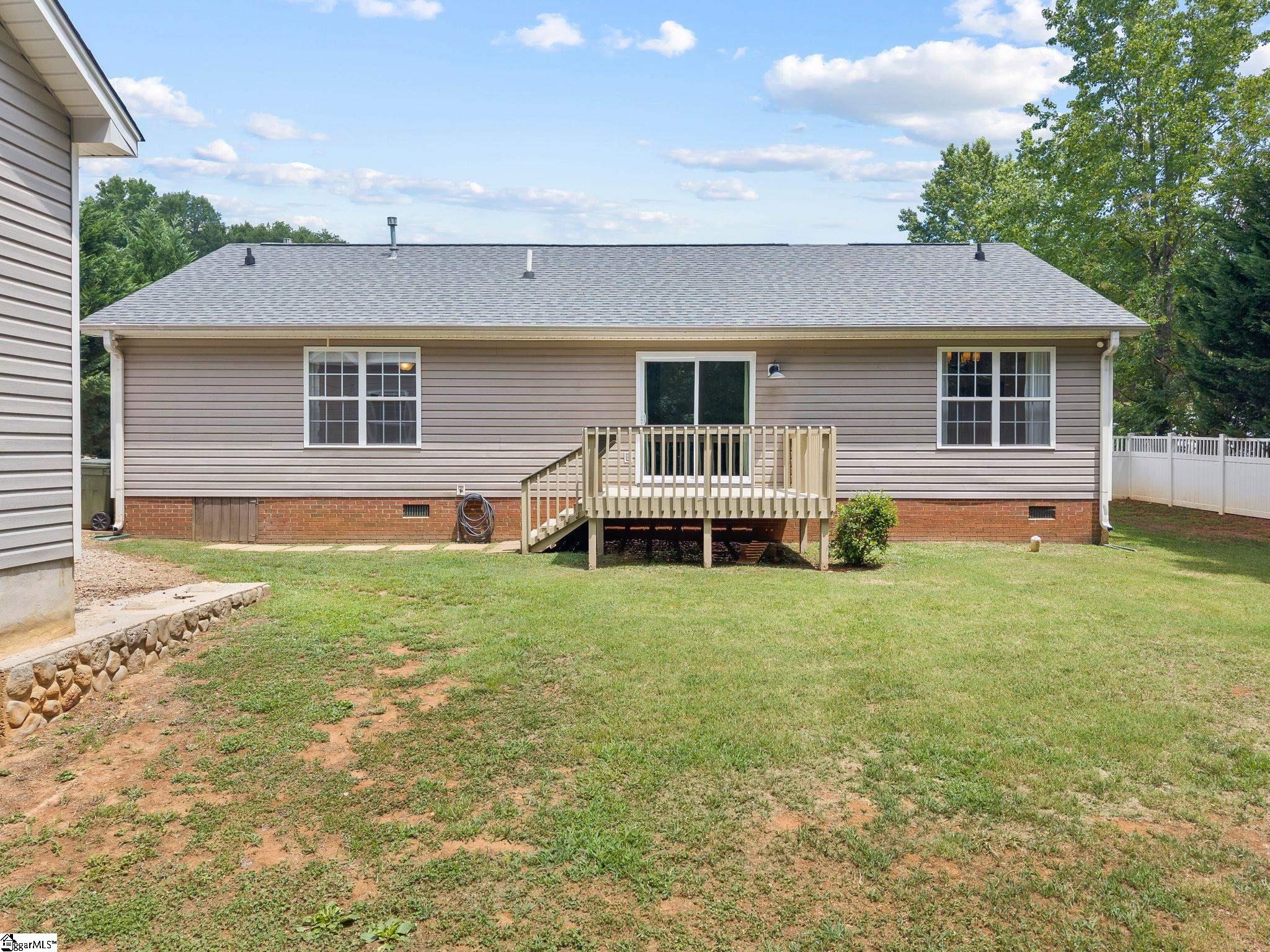 100 Bitternut Lane Taylors, SC 29687