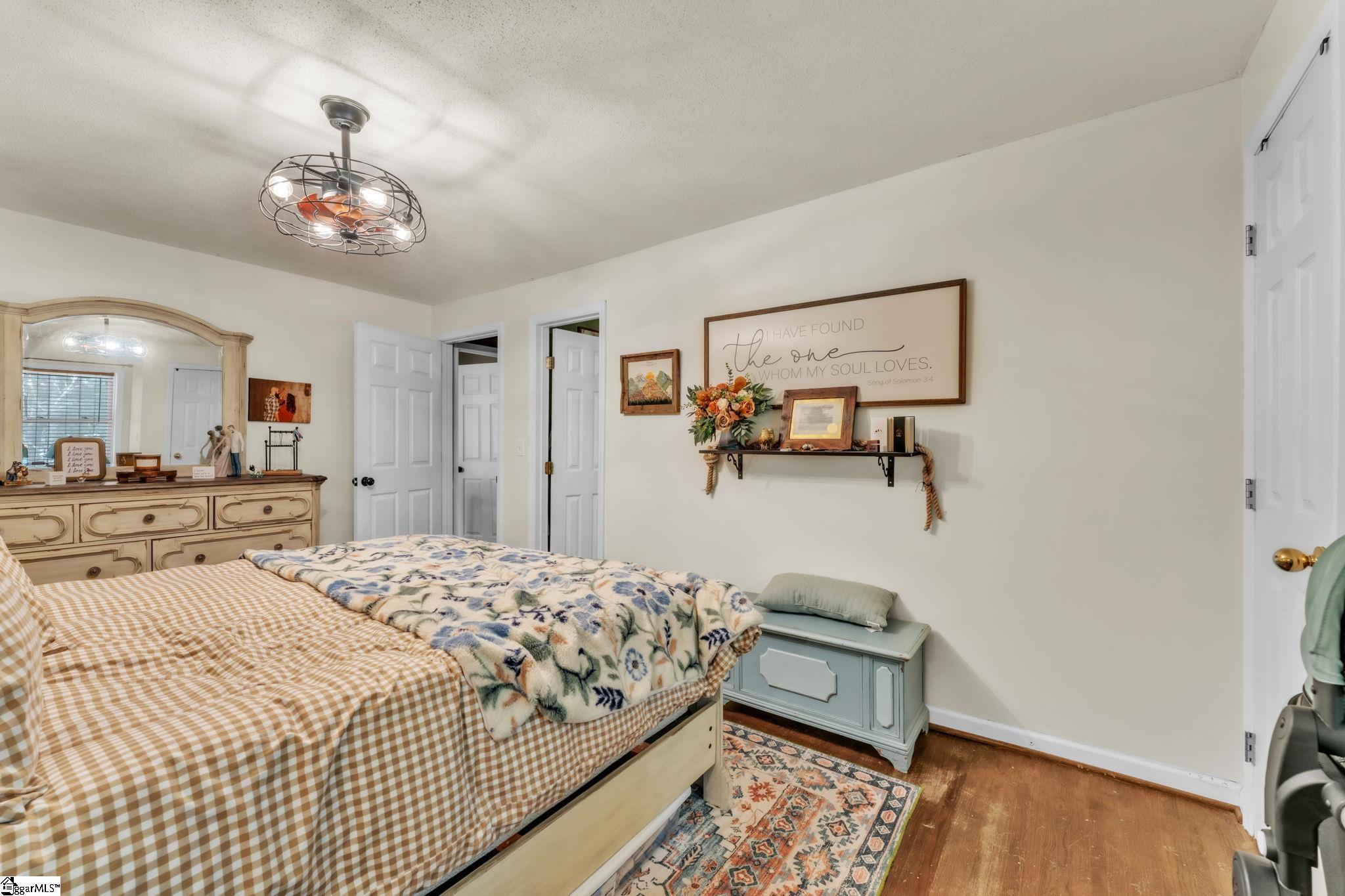 204 Collinwood Lane Taylors, SC 29687