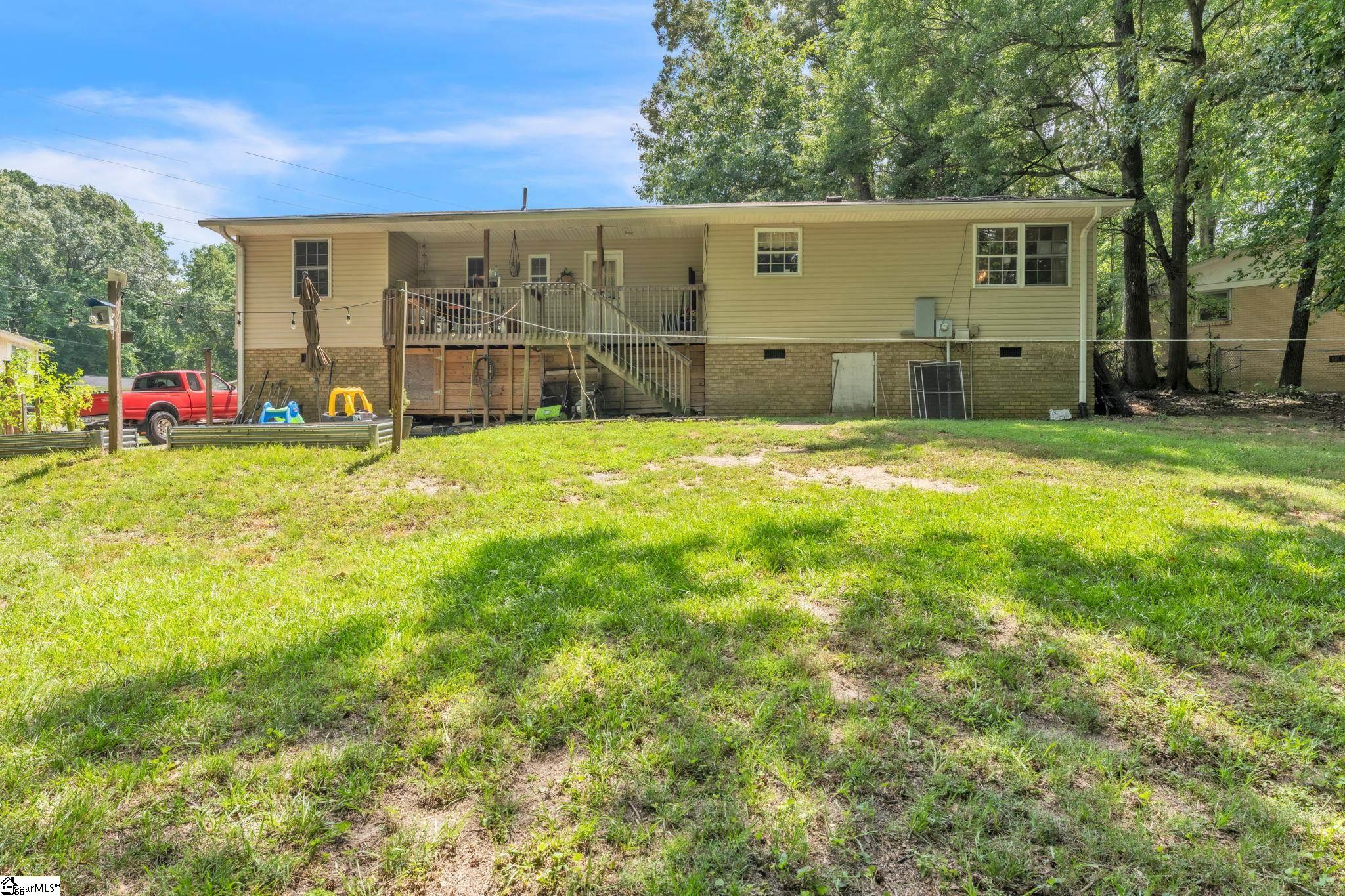 204 Collinwood Lane Taylors, SC 29687
