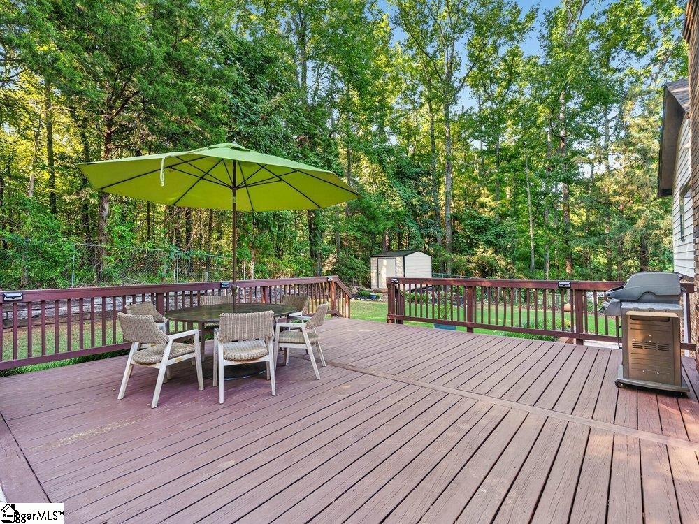 219 Oakwood Court Greenville, SC 29607