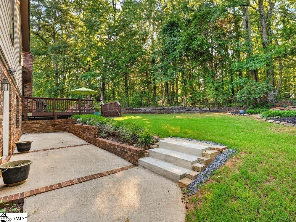 219 Oakwood Court Greenville, SC 29607