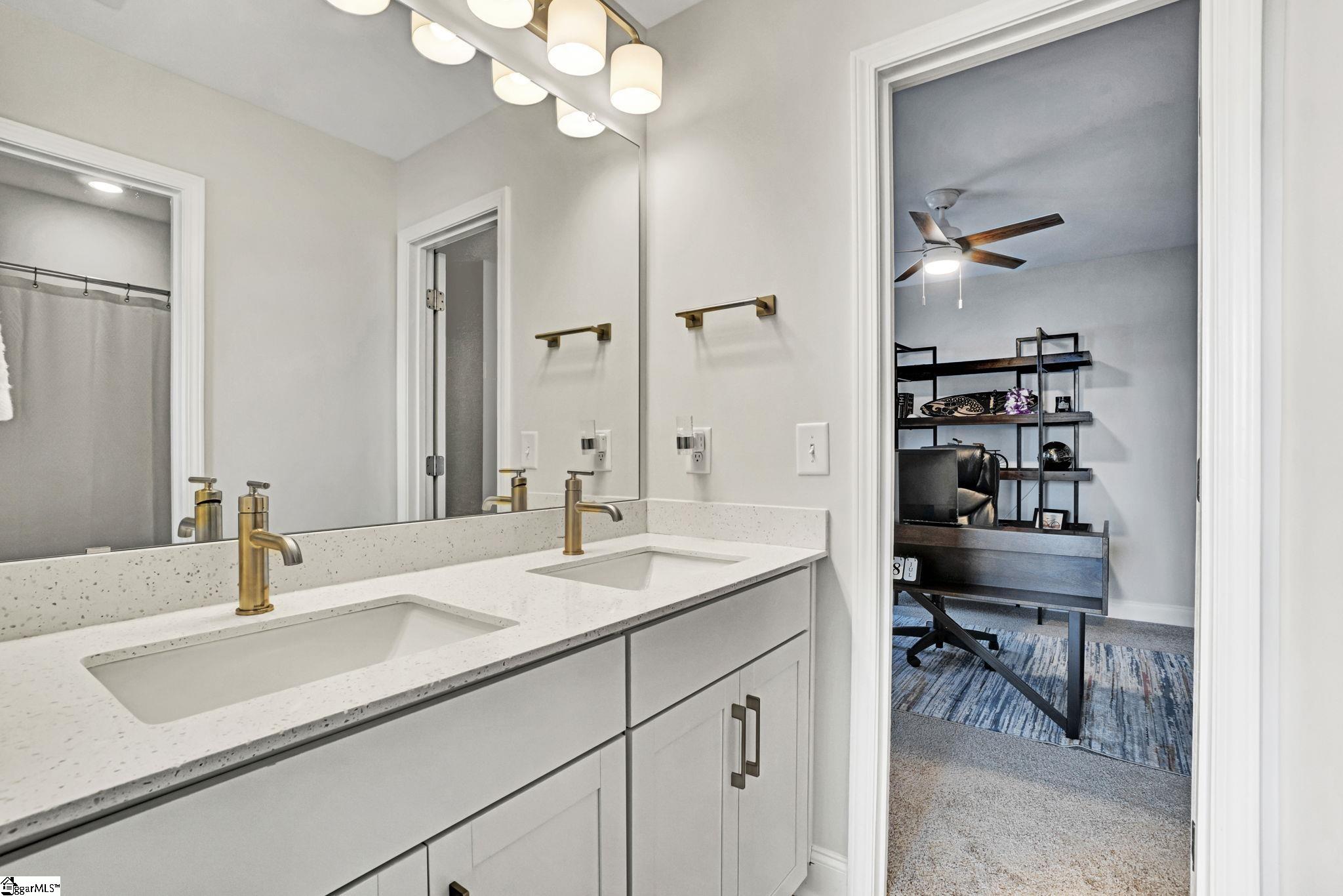 12 Gressette Place Simpsonville, SC 29681