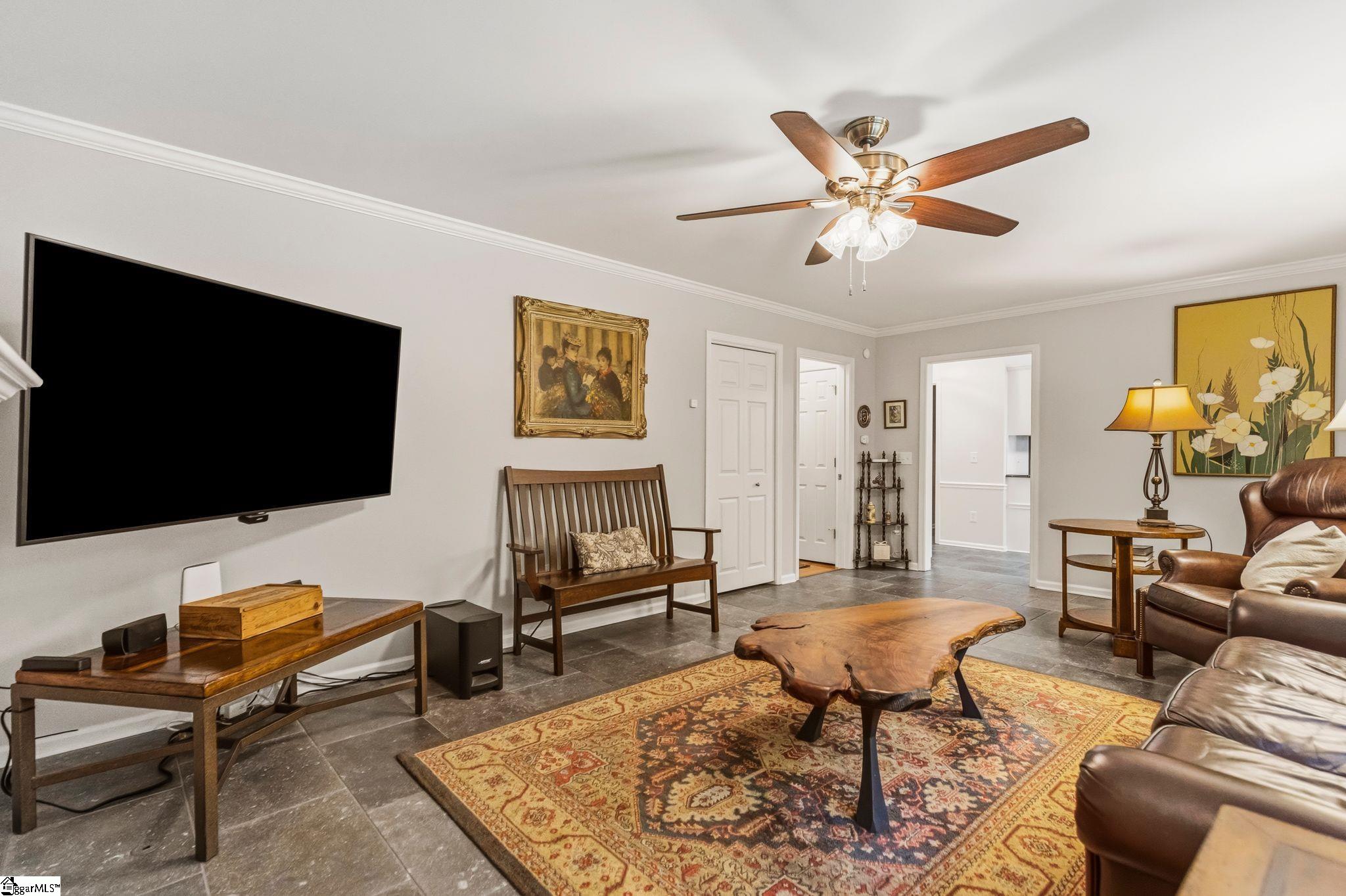 105 Holly Crest Circle Simpsonville, SC 29681