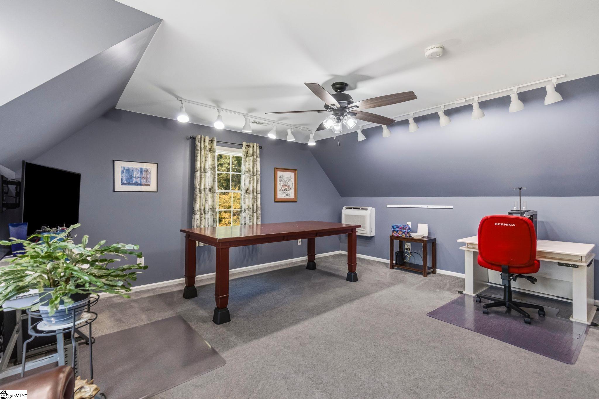 105 Holly Crest Circle Simpsonville, SC 29681