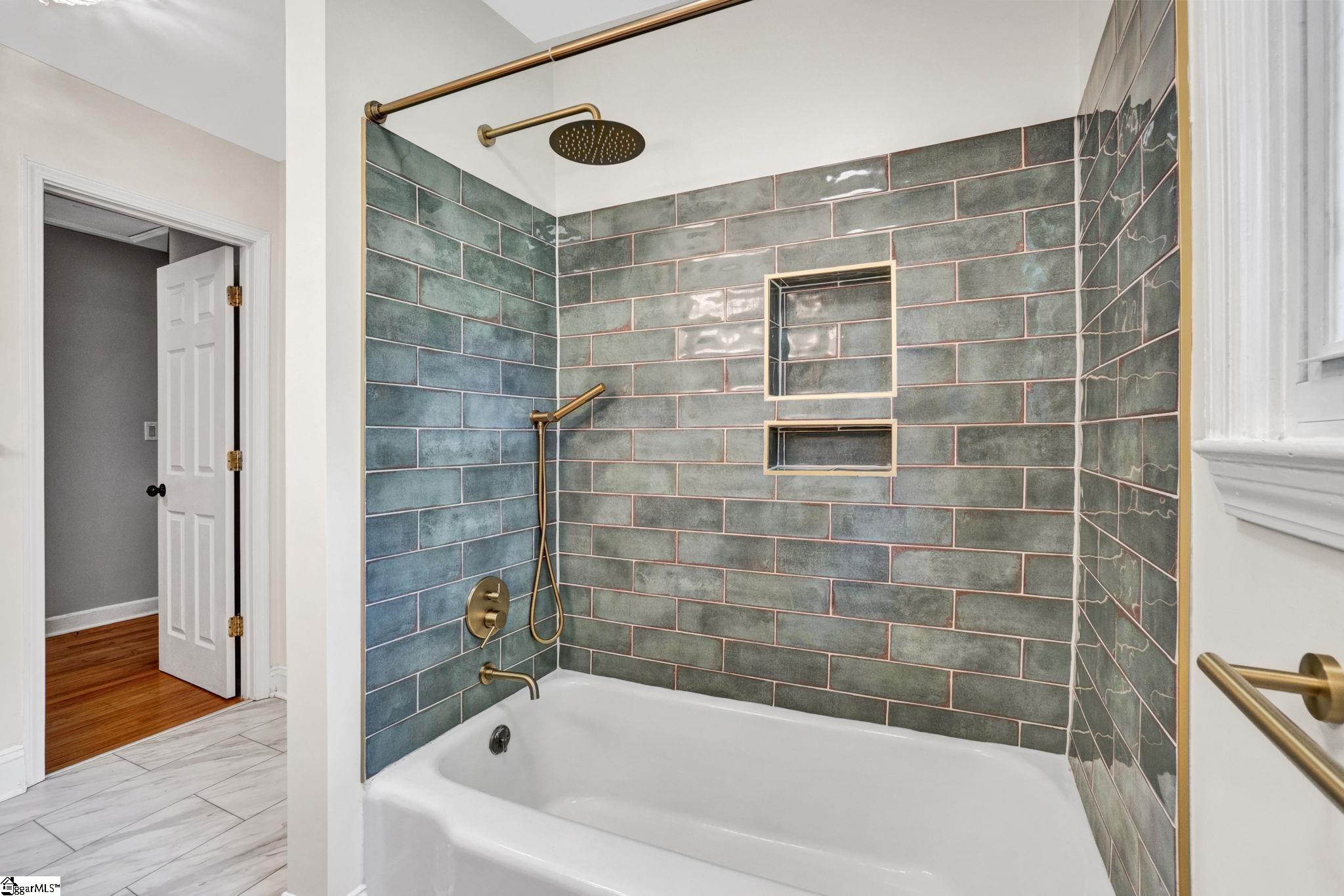 411 New Perry Road Greenville, SC 29617