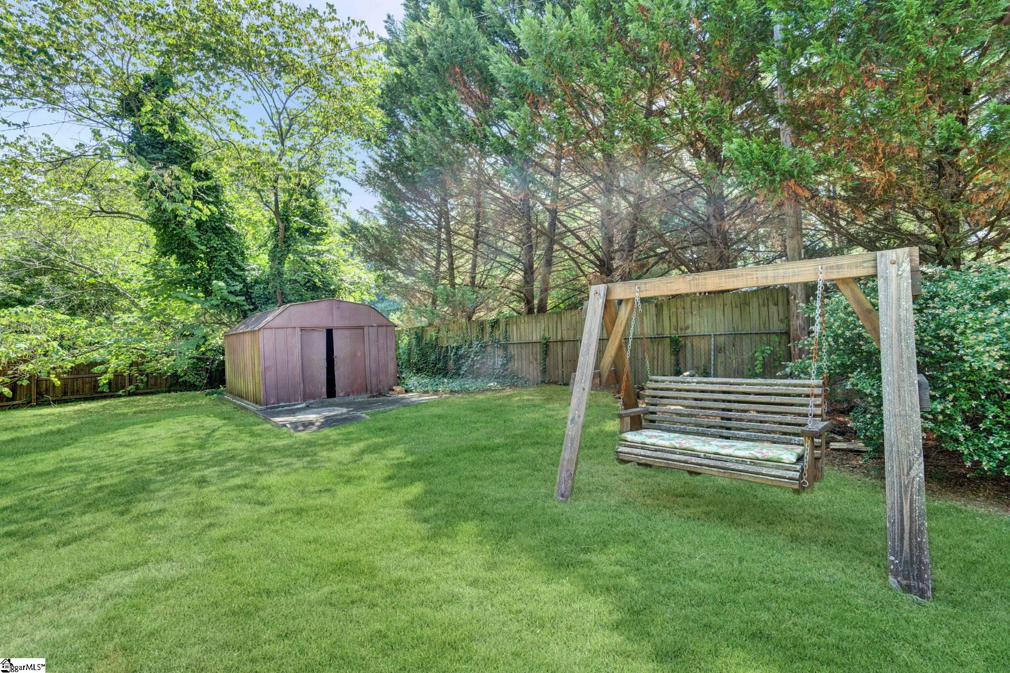 411 New Perry Road Greenville, SC 29617