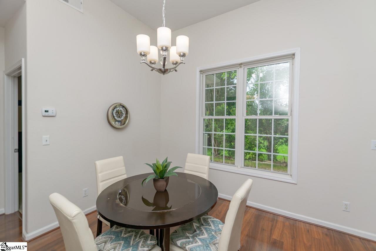 131 Lauren Wood Circle Taylors, SC 29687