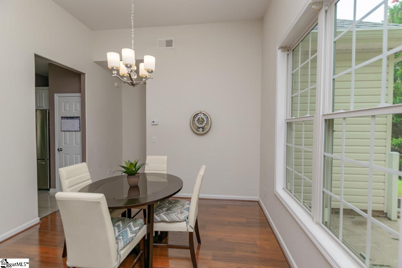131 Lauren Wood Circle Taylors, SC 29687