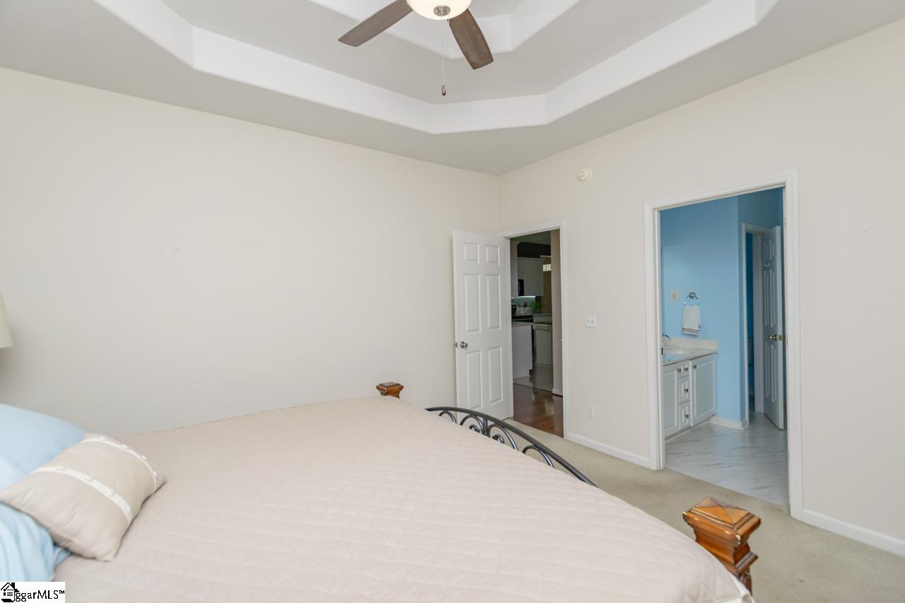 131 Lauren Wood Circle Taylors, SC 29687