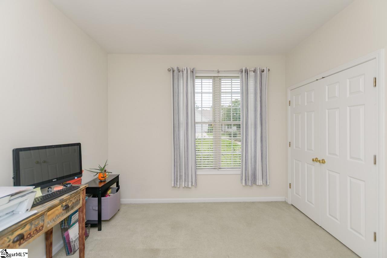 131 Lauren Wood Circle Taylors, SC 29687