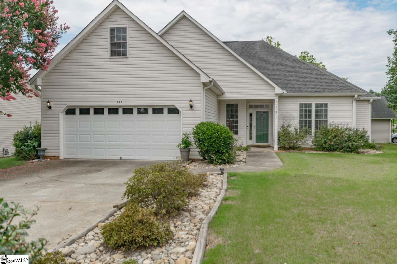 131 Lauren Wood Circle Taylors, SC 29687