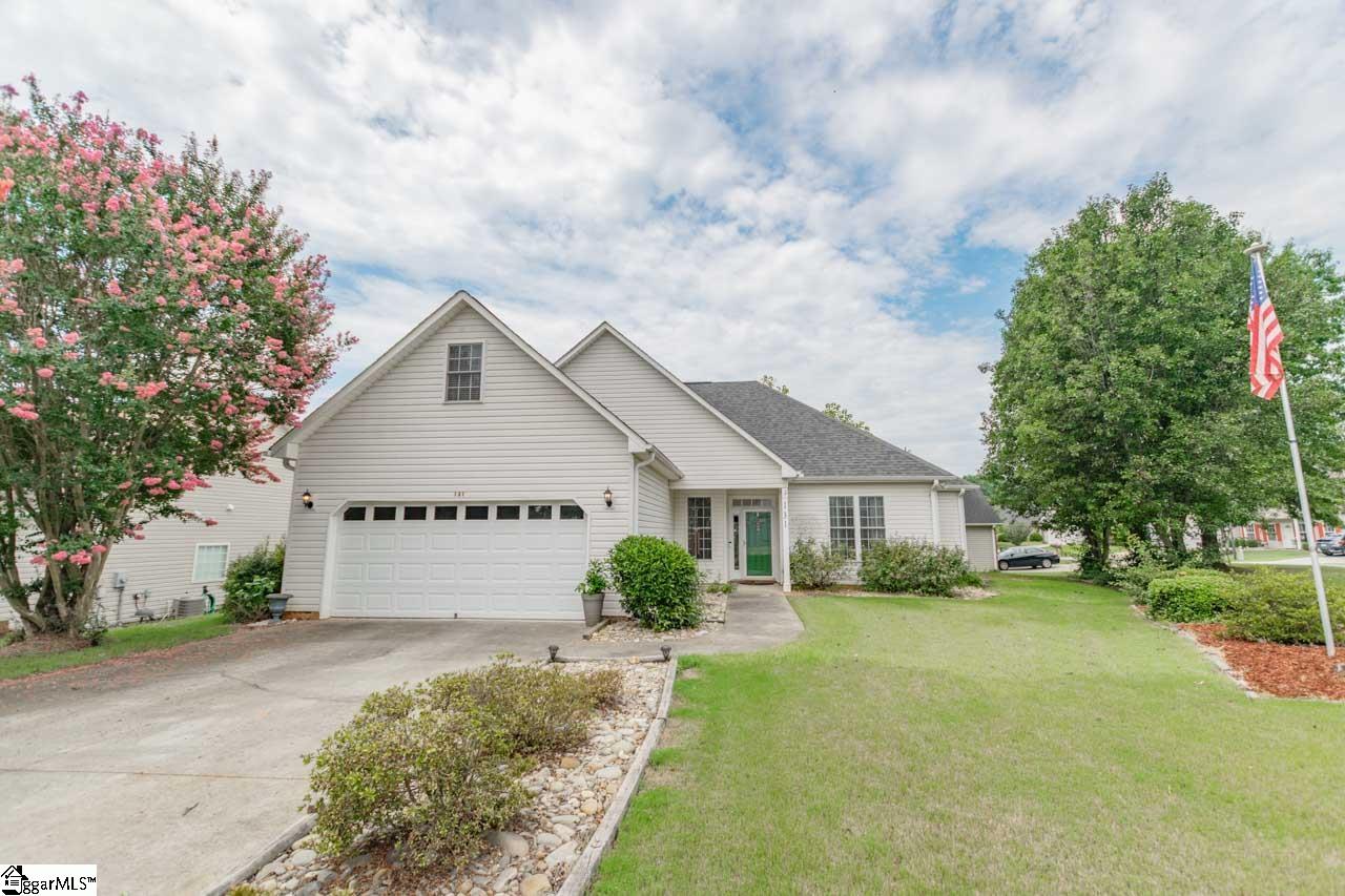 131 Lauren Wood Circle Taylors, SC 29687