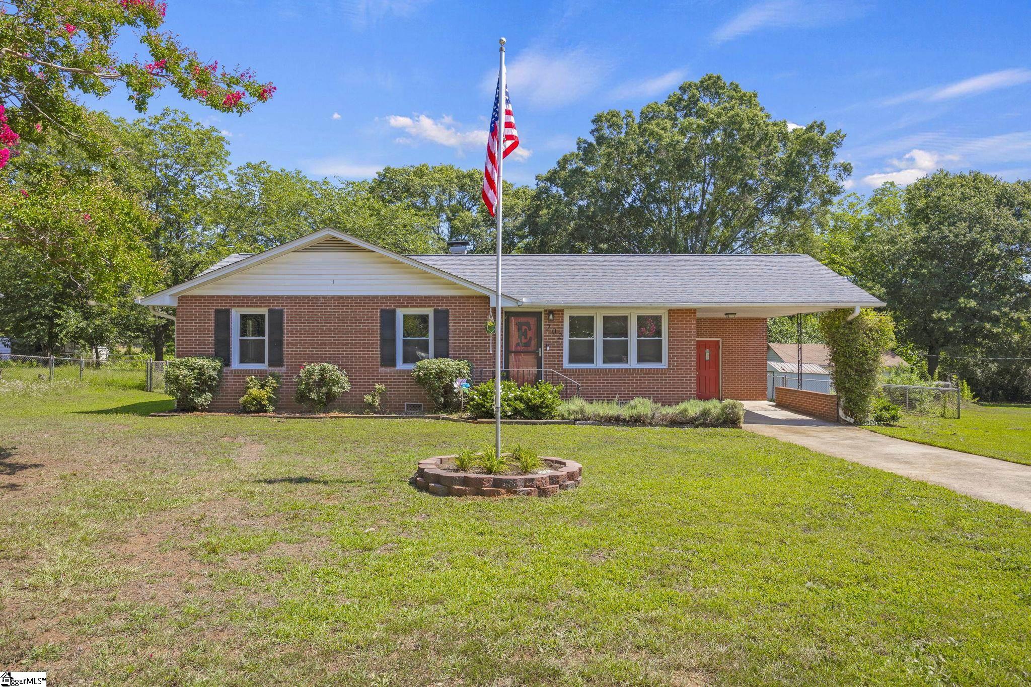 202 Chestnut Boulevard Anderson, SC 29625-1838