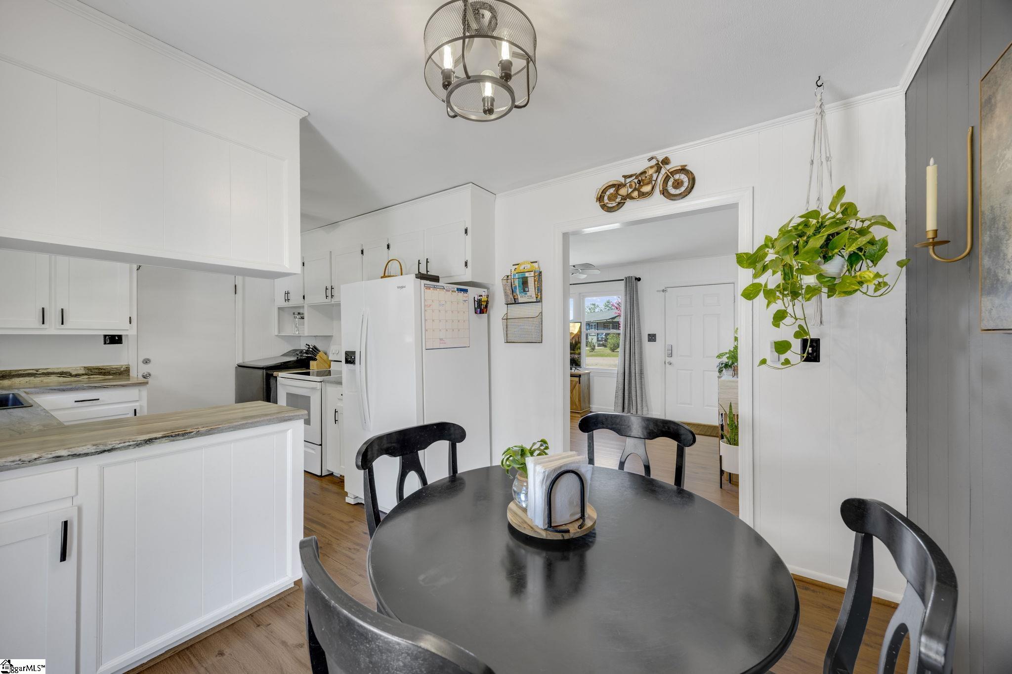 202 Chestnut Boulevard Anderson, SC 29625-1838