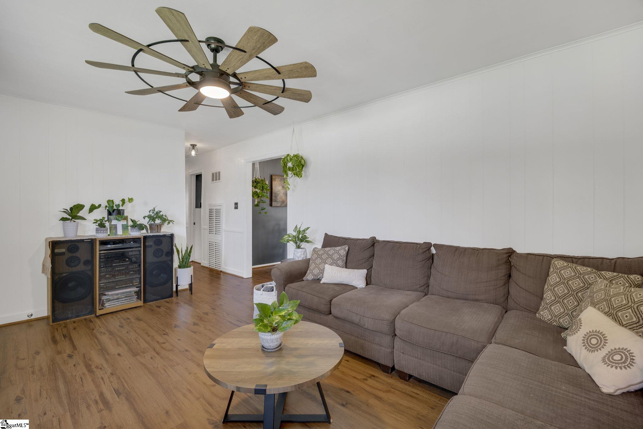 202 Chestnut Boulevard Anderson, SC 29625-1838