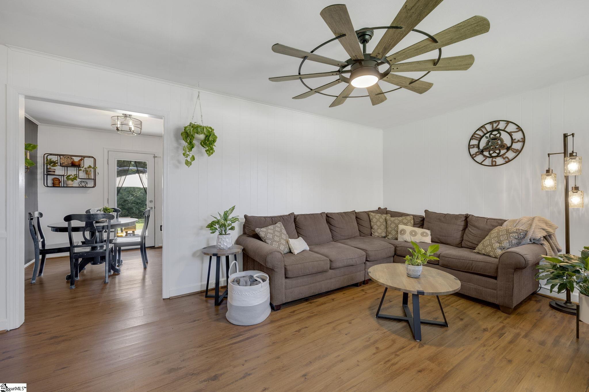 202 Chestnut Boulevard Anderson, SC 29625-1838