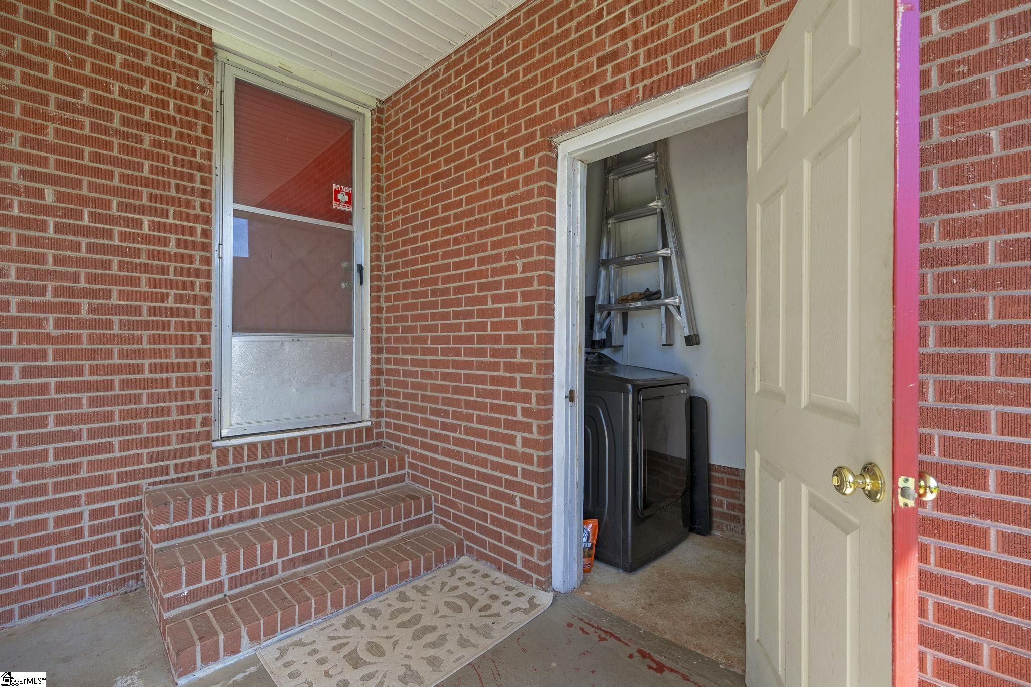 202 Chestnut Boulevard Anderson, SC 29625-1838