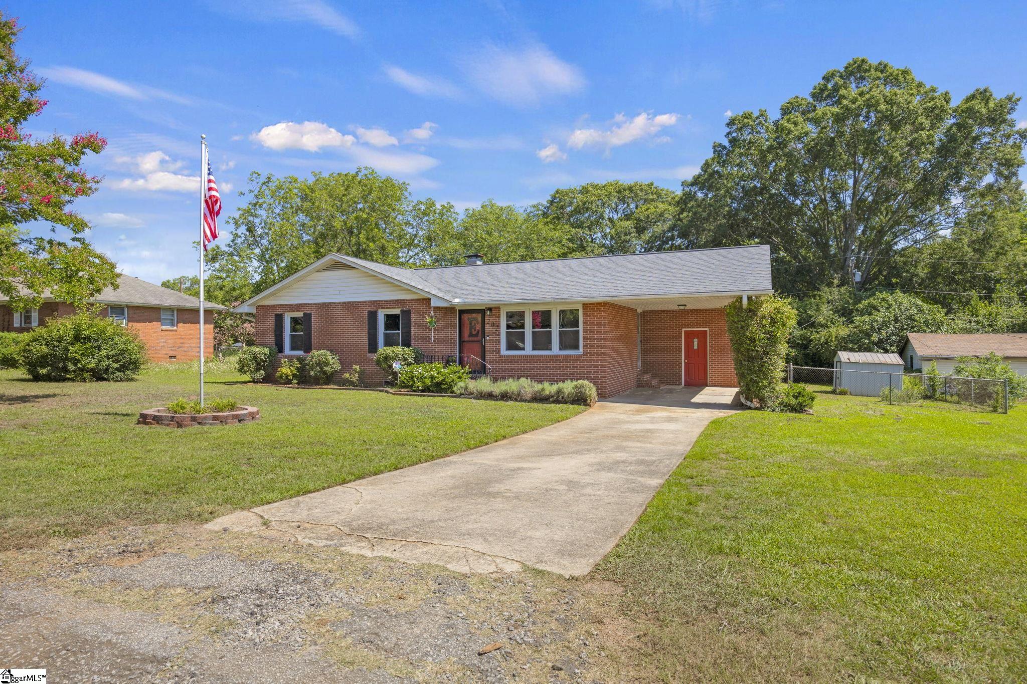 202 Chestnut Boulevard Anderson, SC 29625-1838