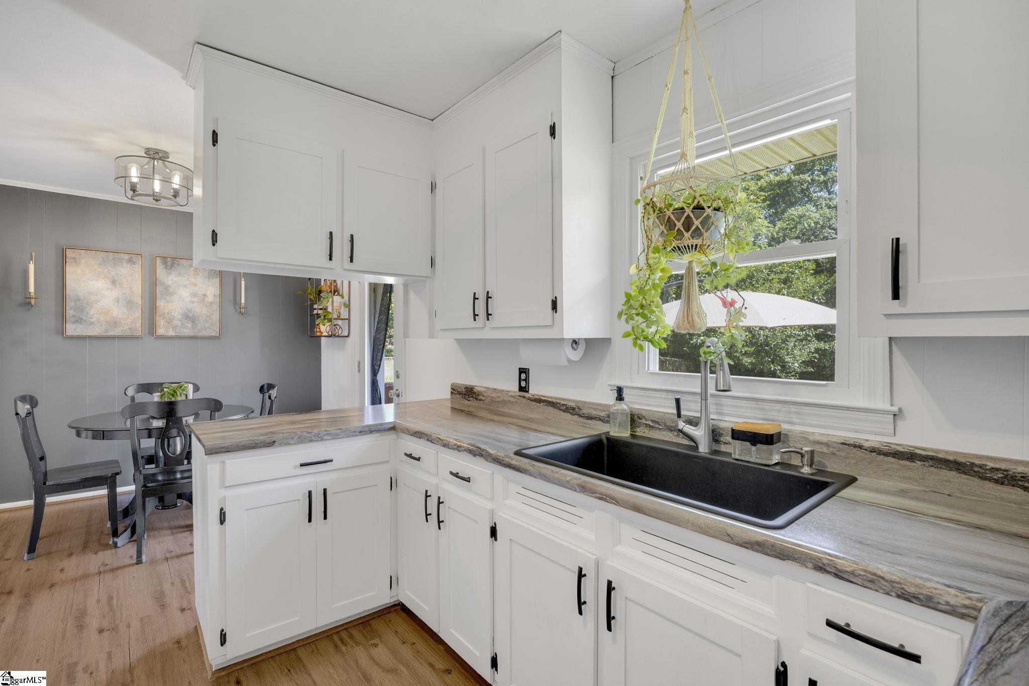 202 Chestnut Boulevard Anderson, SC 29625-1838