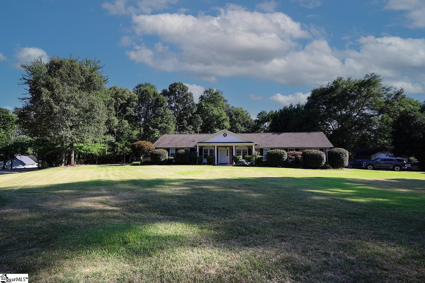 200 Pine Wood Drive Greenville, SC 29607