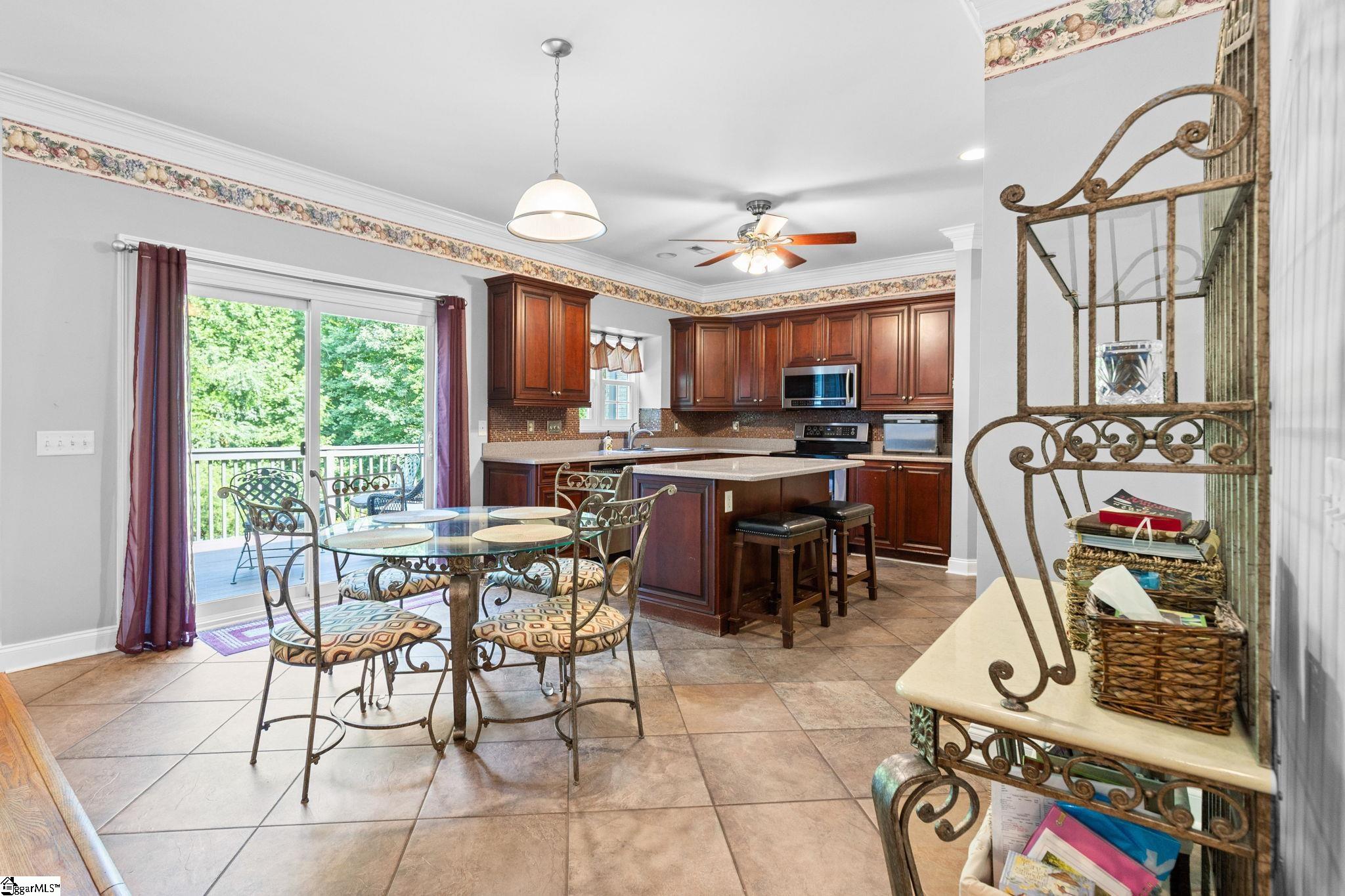 703 Garnett Way Simpsonville, SC 29680
