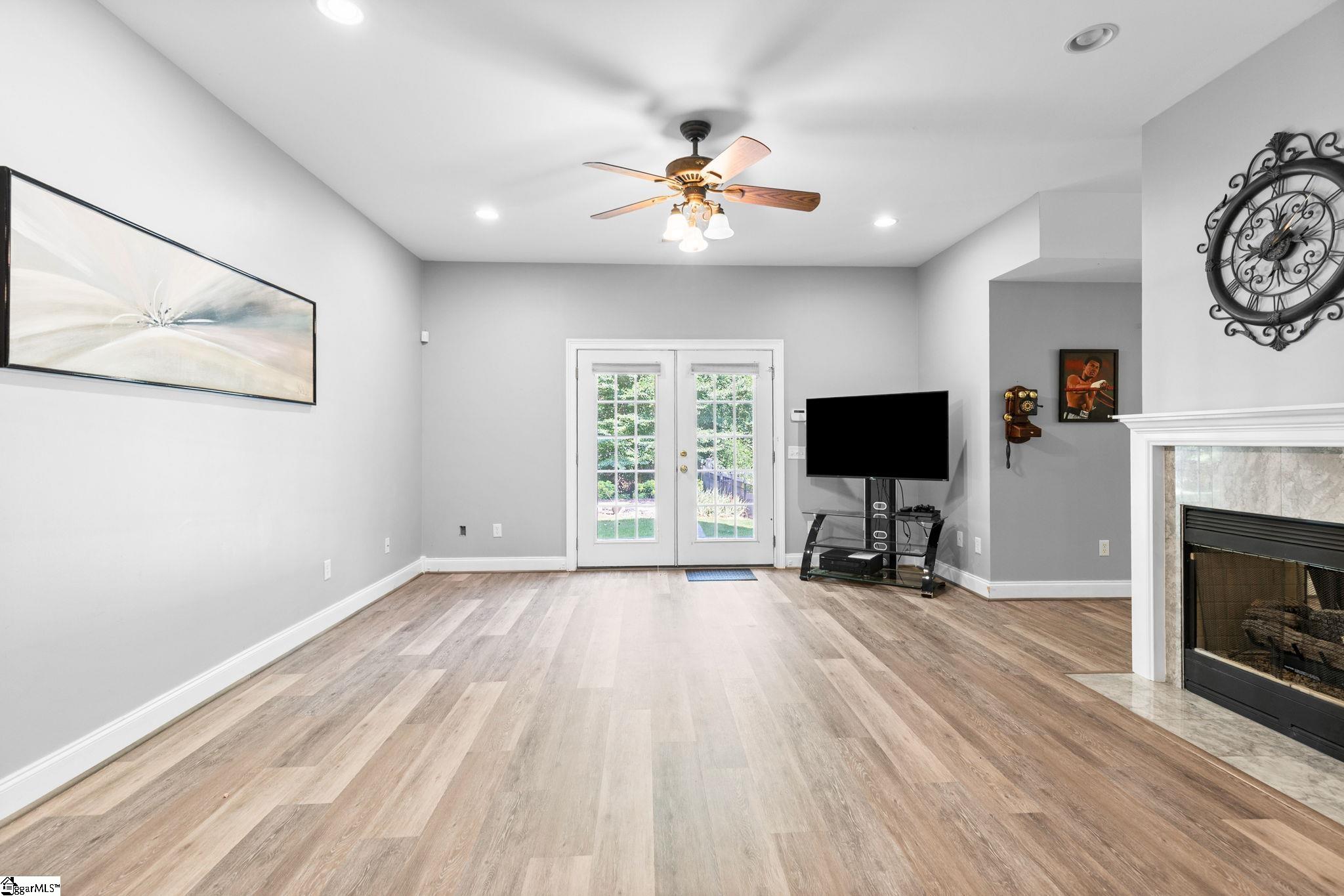 703 Garnett Way Simpsonville, SC 29680