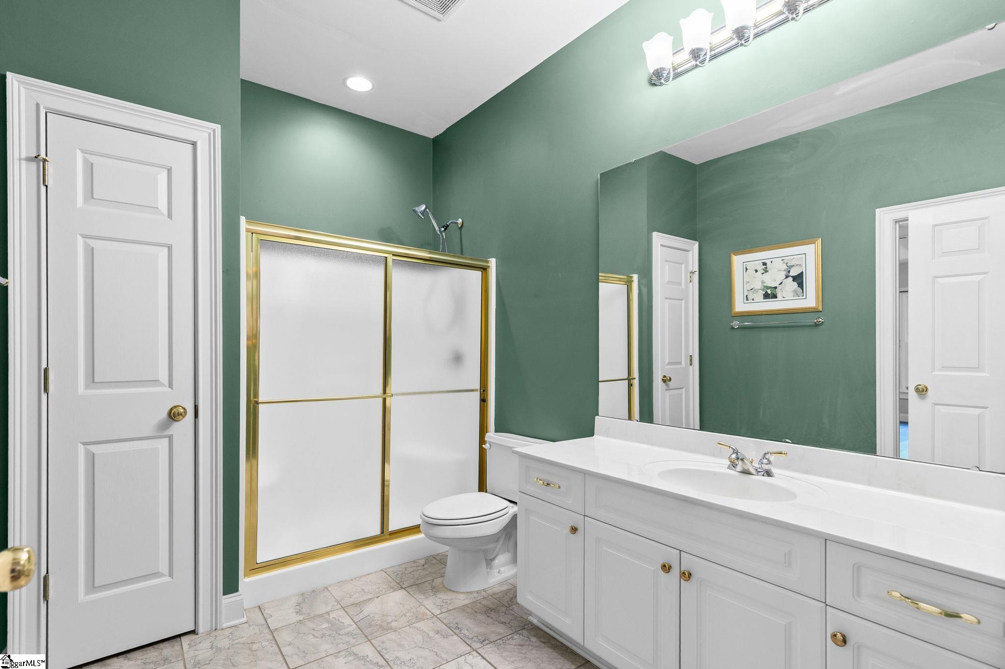 703 Garnett Way Simpsonville, SC 29680