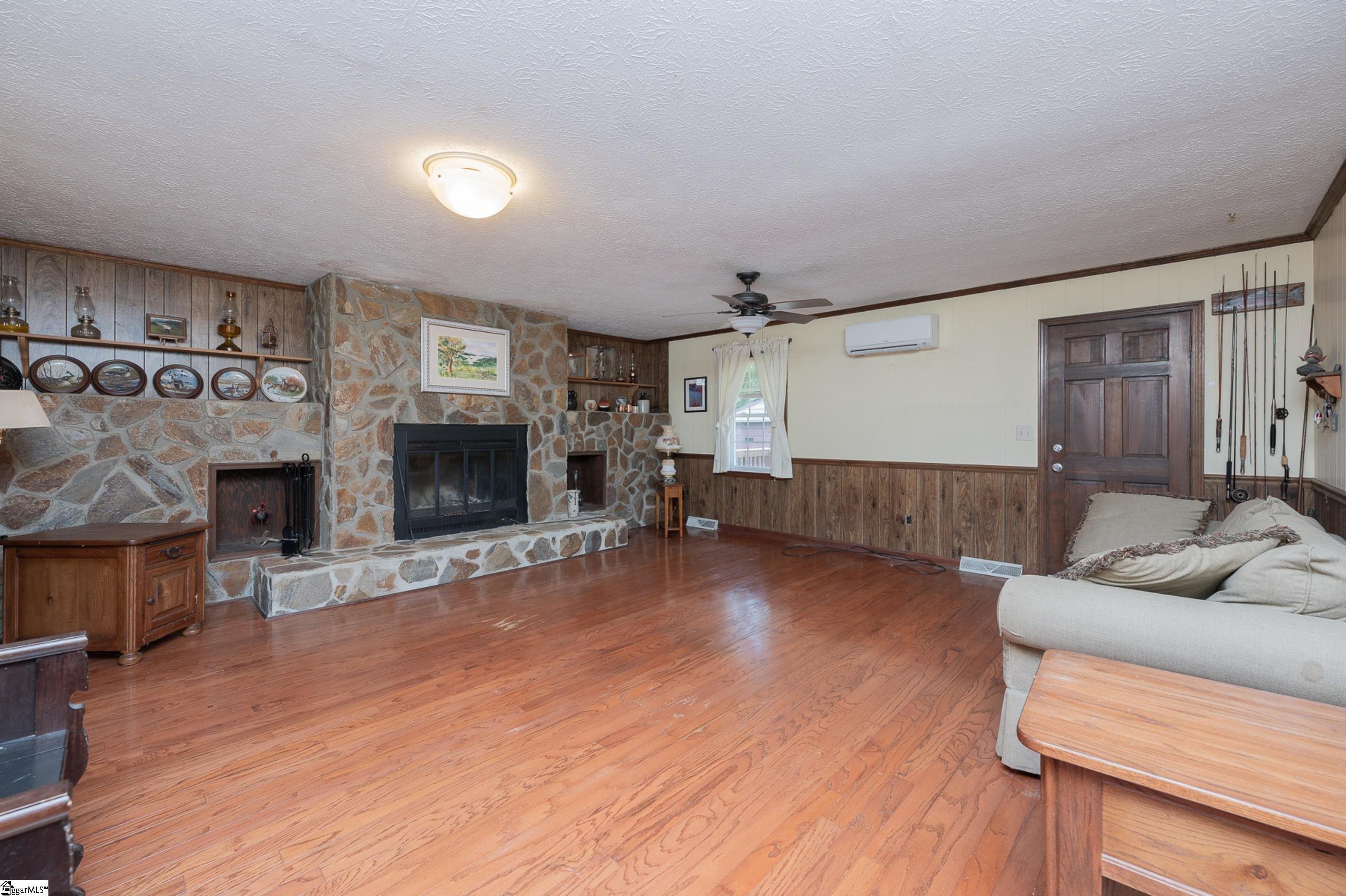 116 Sycamore Drive Marietta, SC 29661