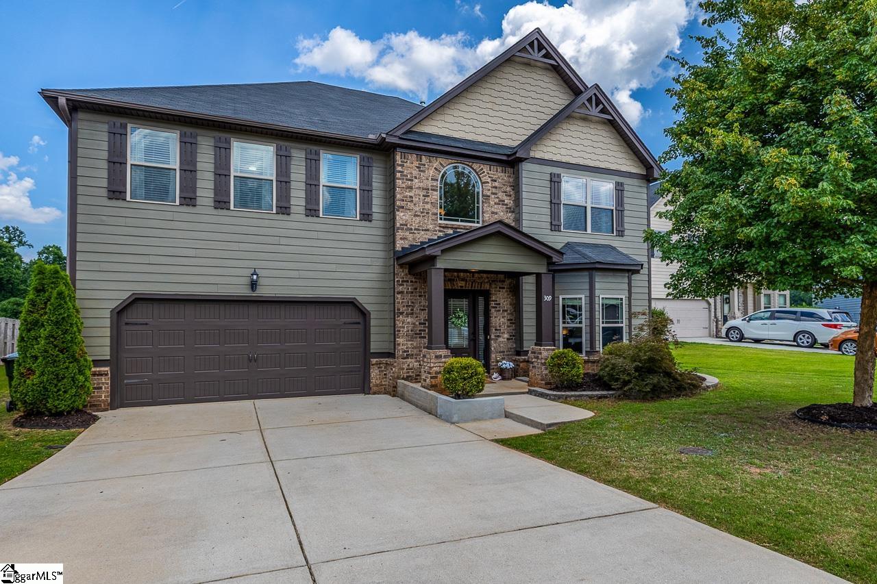 309 Chasemont Lane Simpsonville, SC 29680