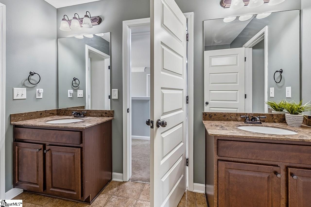 309 Chasemont Lane Simpsonville, SC 29680