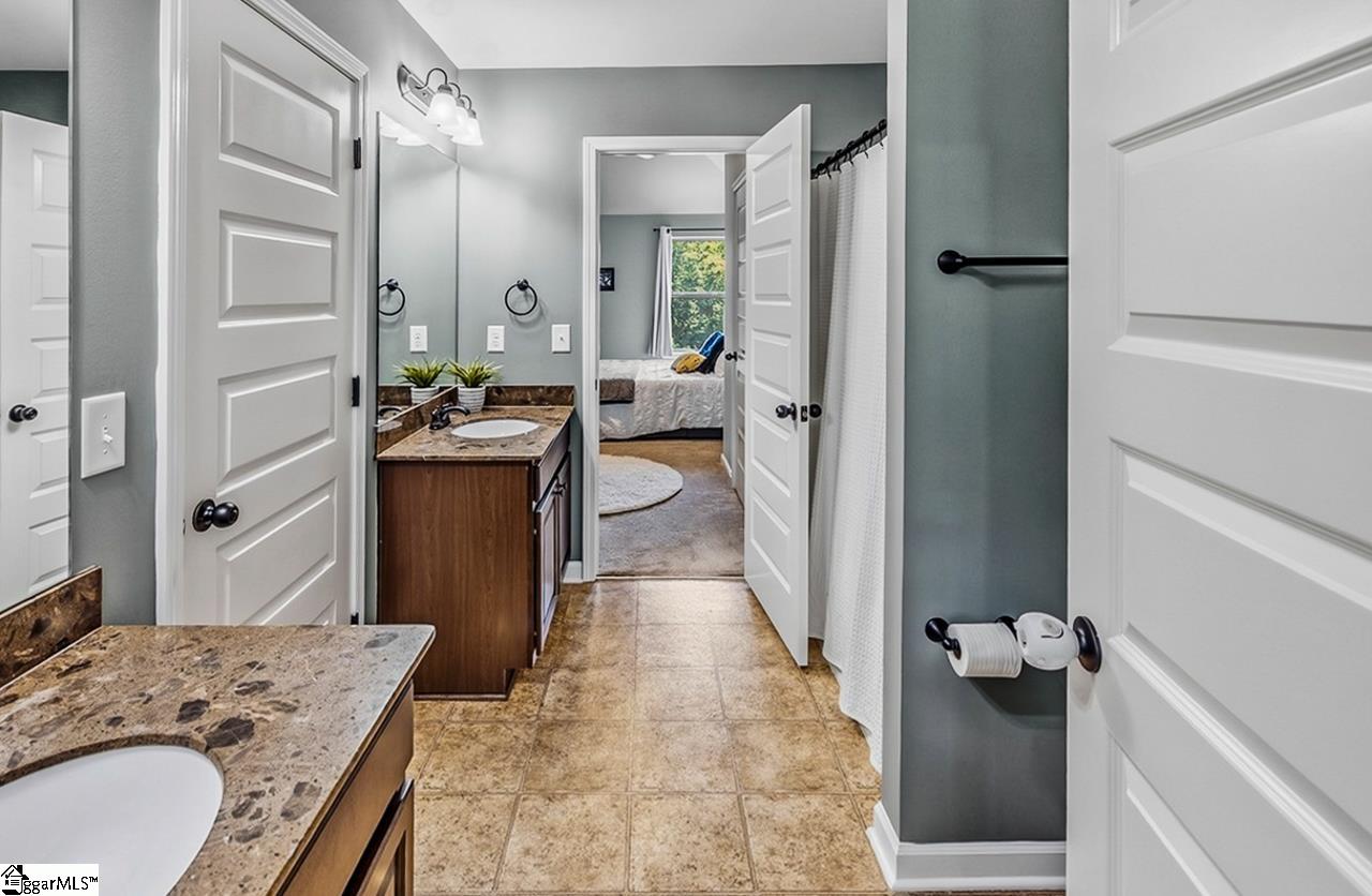 309 Chasemont Lane Simpsonville, SC 29680