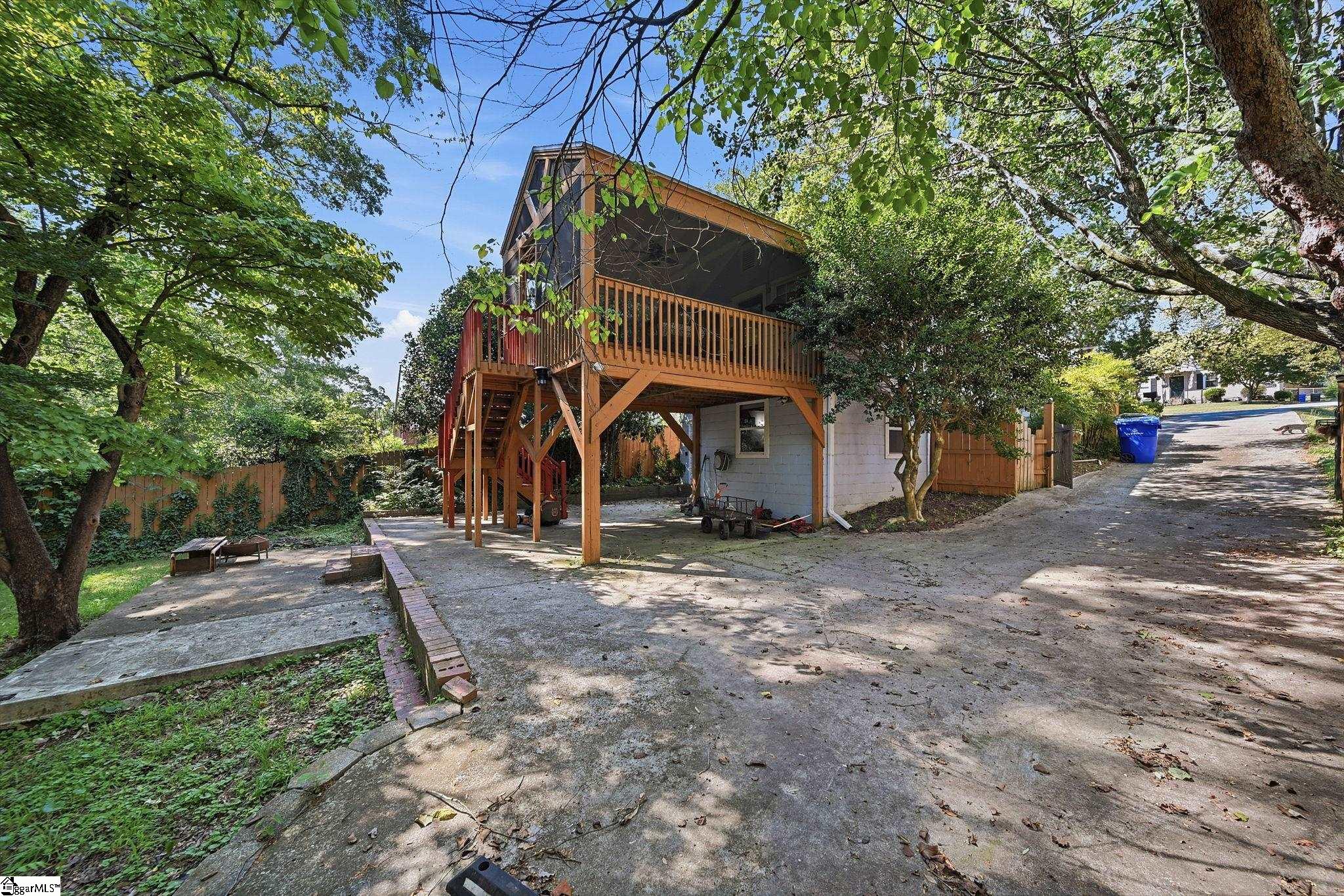 108 Hawthorne Lane Greenville, SC 29605