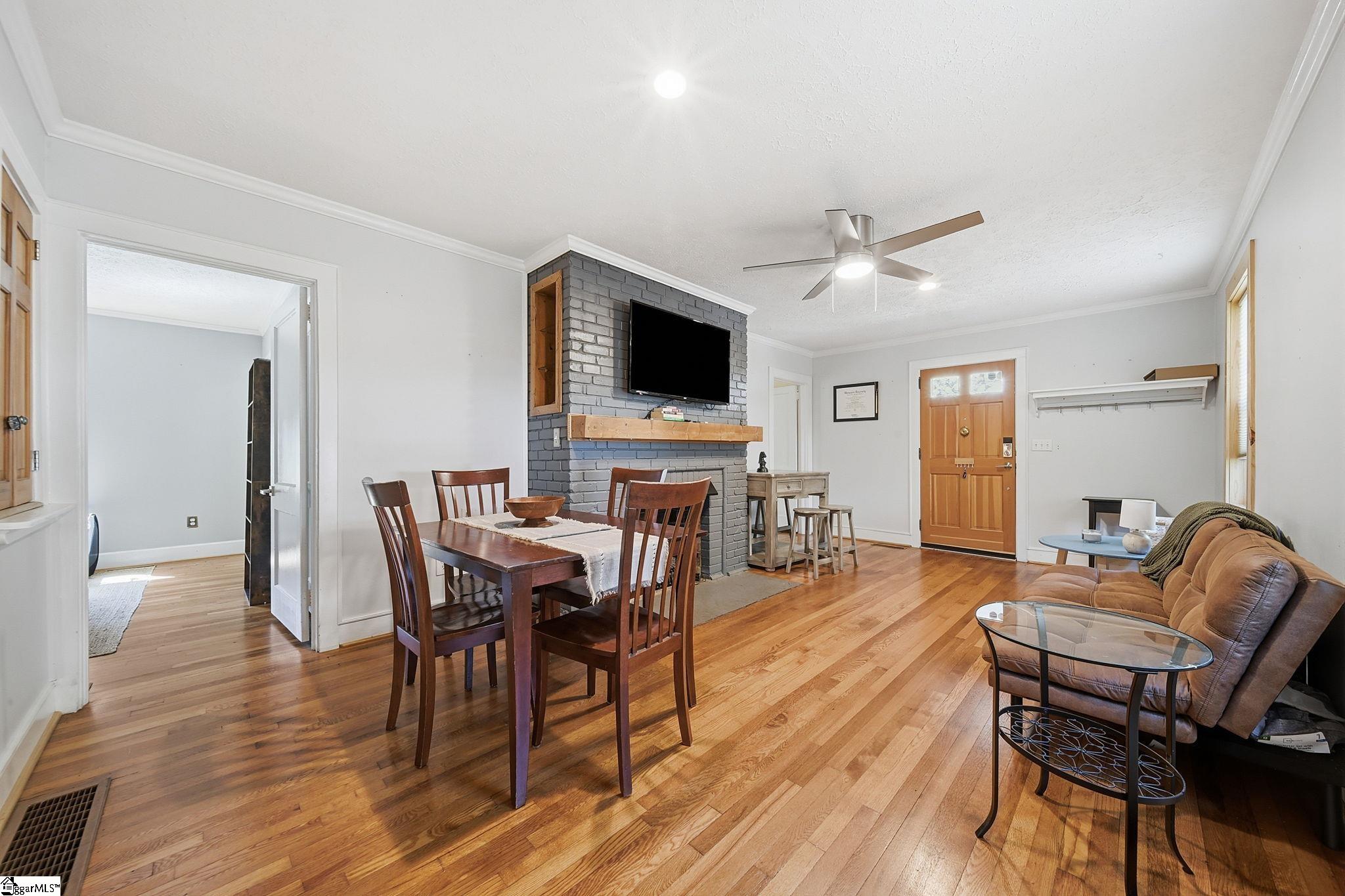 108 Hawthorne Lane Greenville, SC 29605