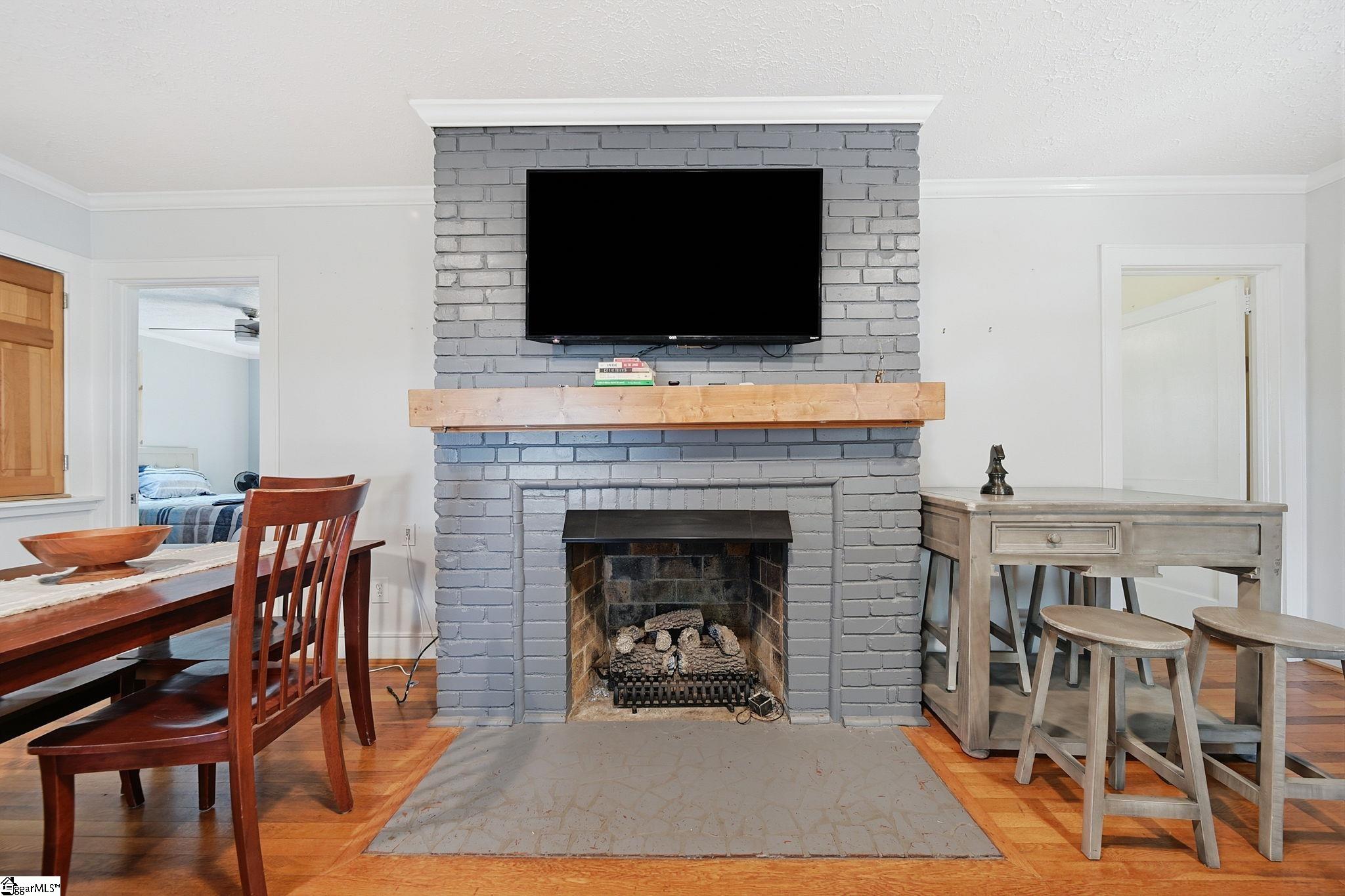 108 Hawthorne Lane Greenville, SC 29605