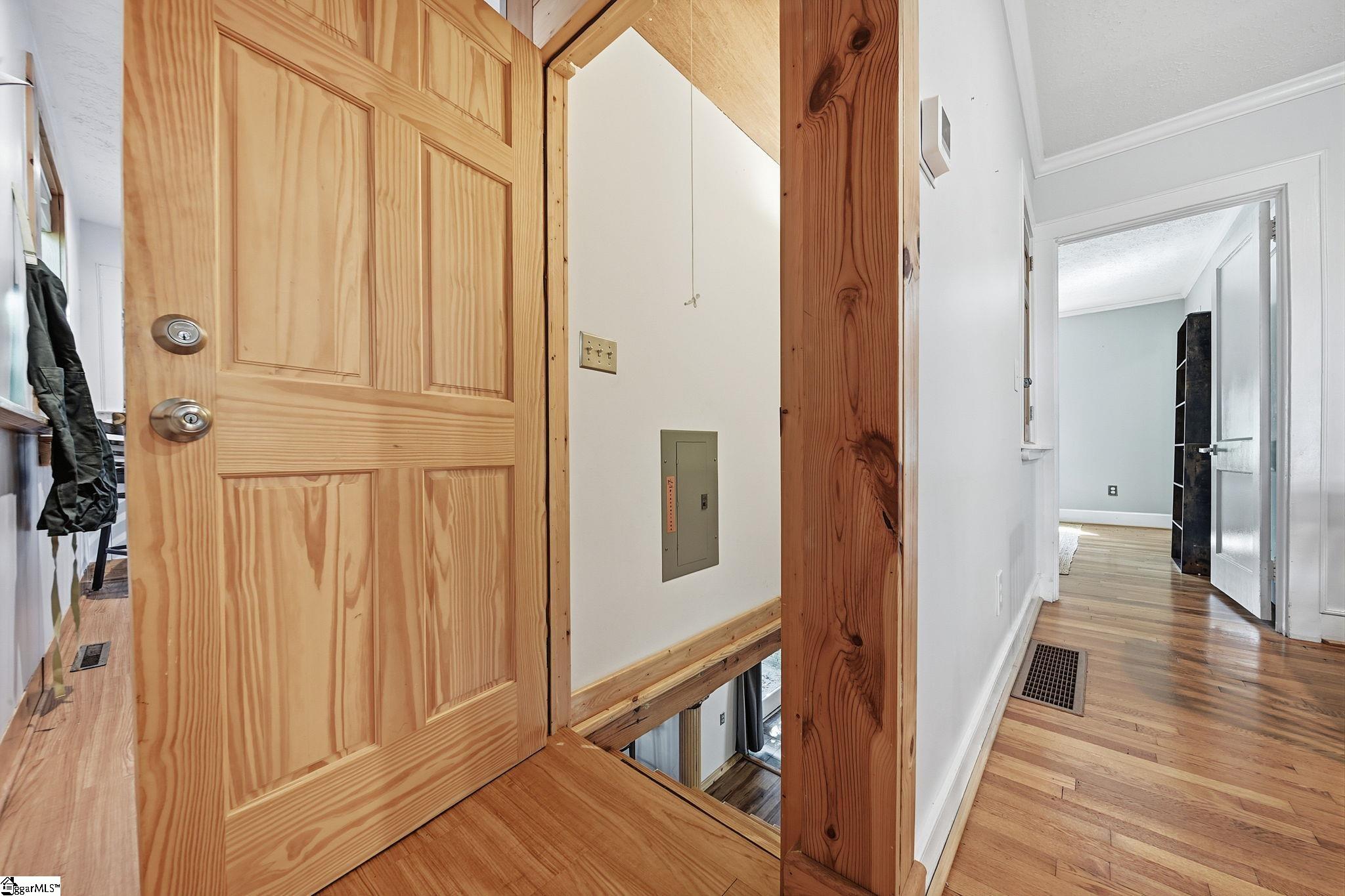 108 Hawthorne Lane Greenville, SC 29605