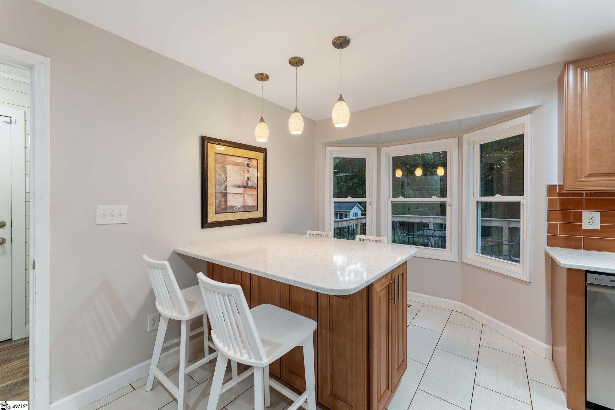 1014 E Queen Street Pendelton, SC 29670