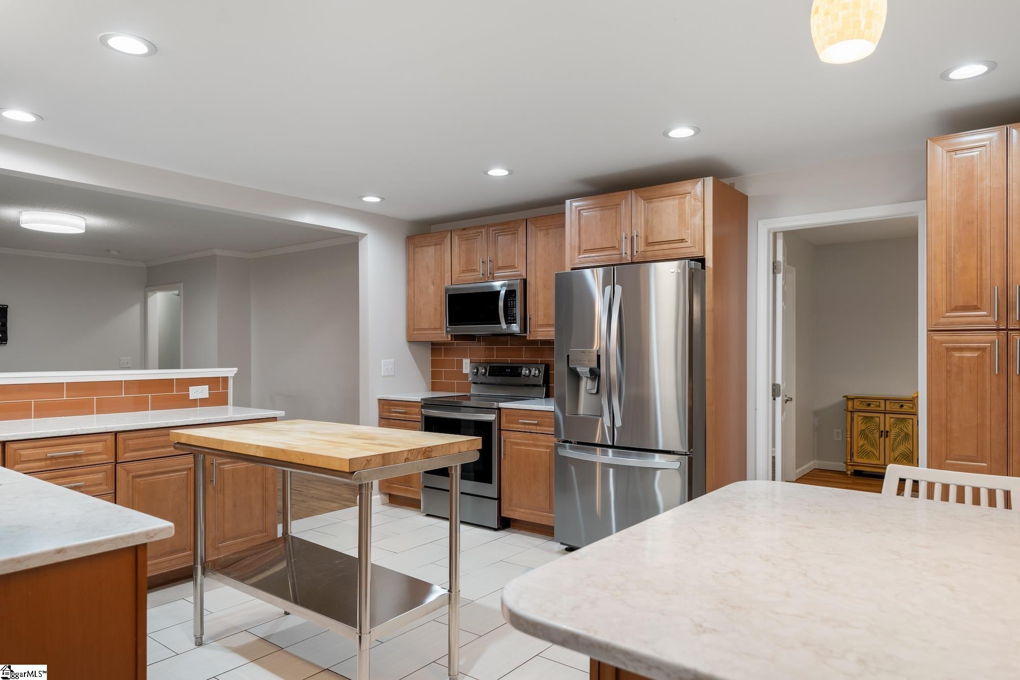 1014 E Queen Street Pendelton, SC 29670