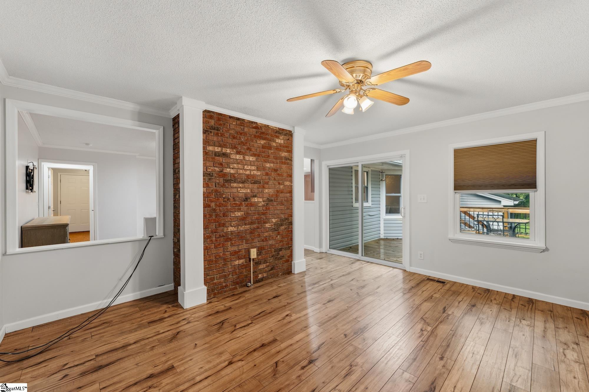 1014 E Queen Street Pendelton, SC 29670