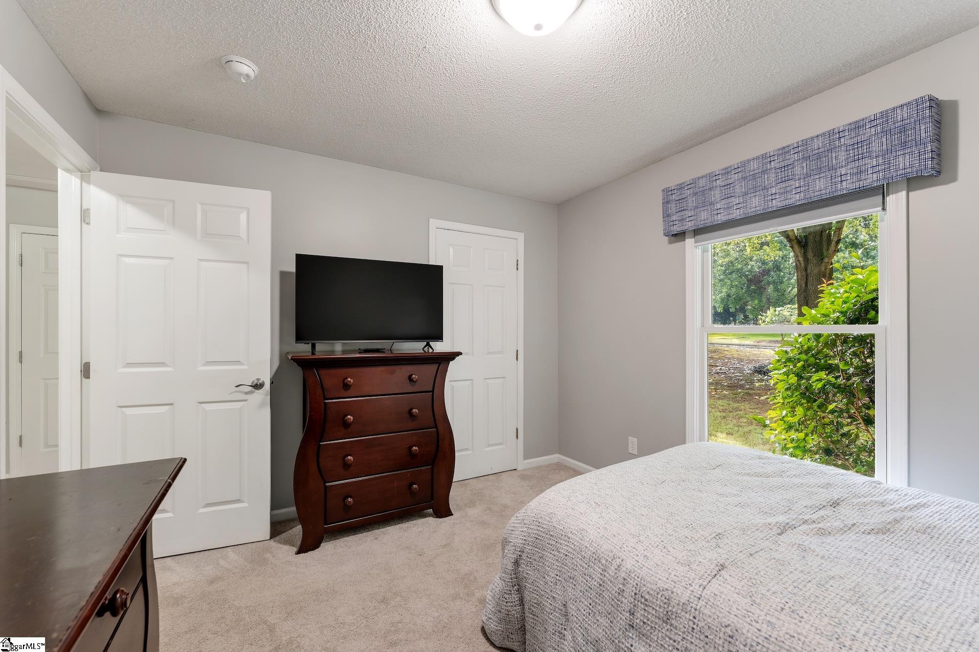 1014 E Queen Street Pendelton, SC 29670