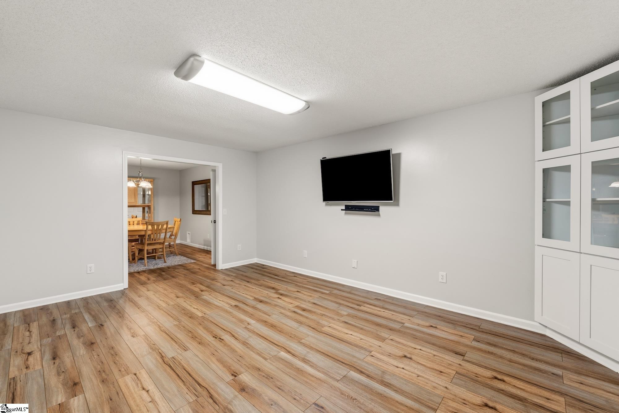 1014 E Queen Street Pendelton, SC 29670