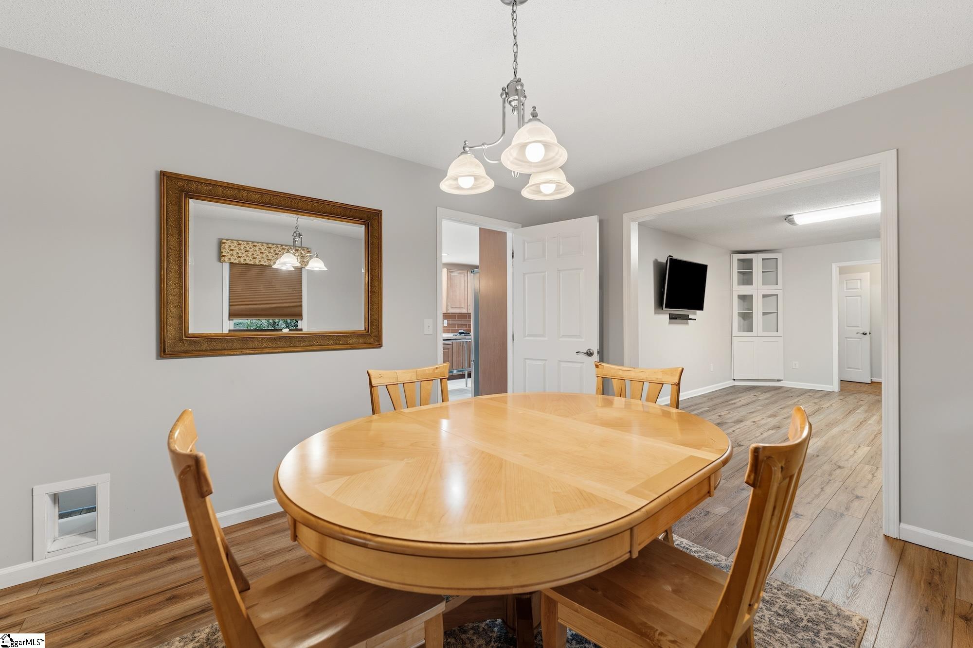 1014 E Queen Street Pendelton, SC 29670