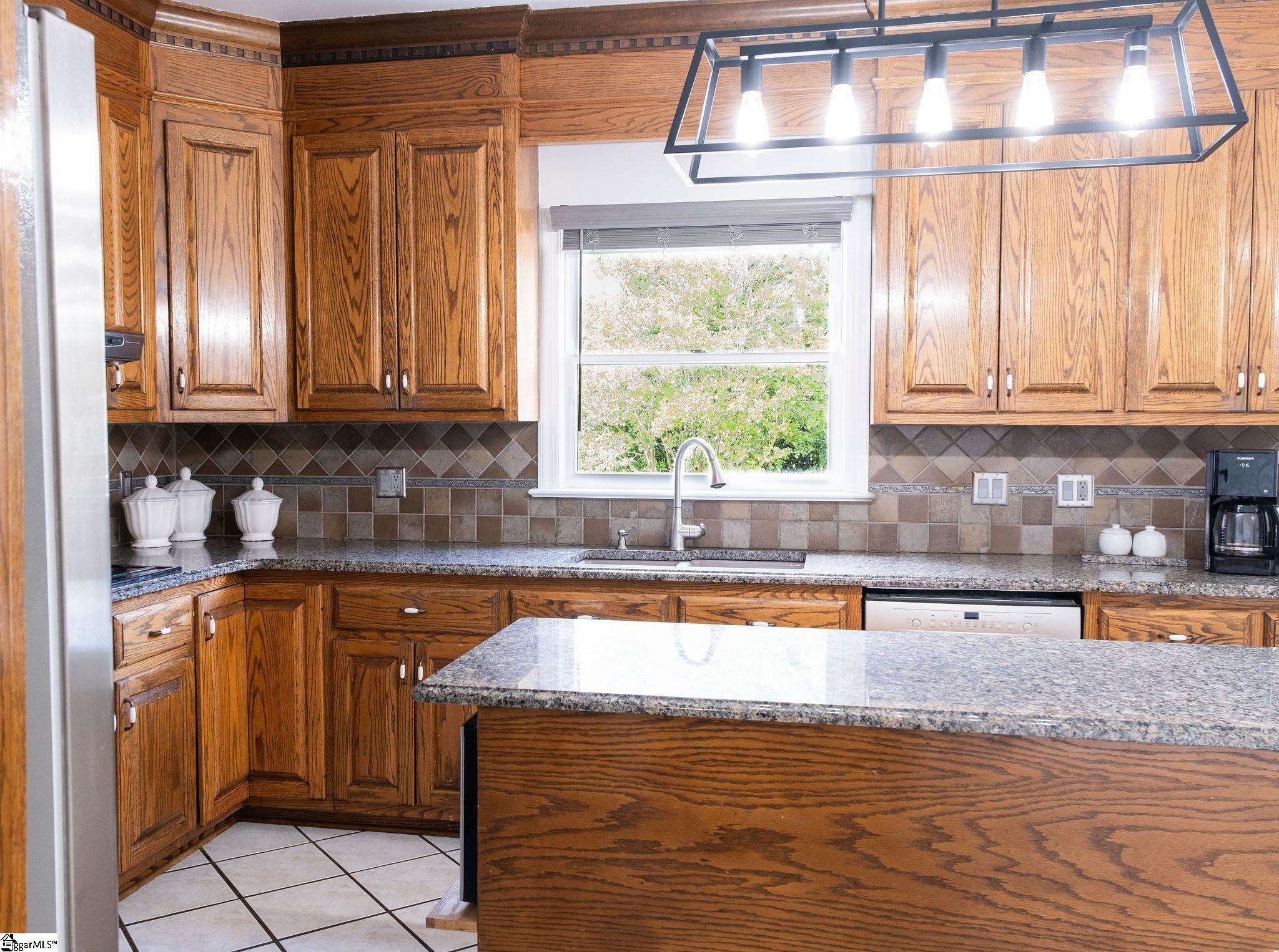 106 Knoll Creek Drive Simpsonville, SC 29680