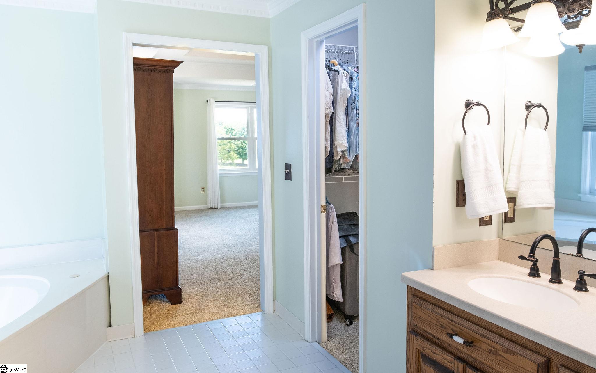 106 Knoll Creek Drive Simpsonville, SC 29680